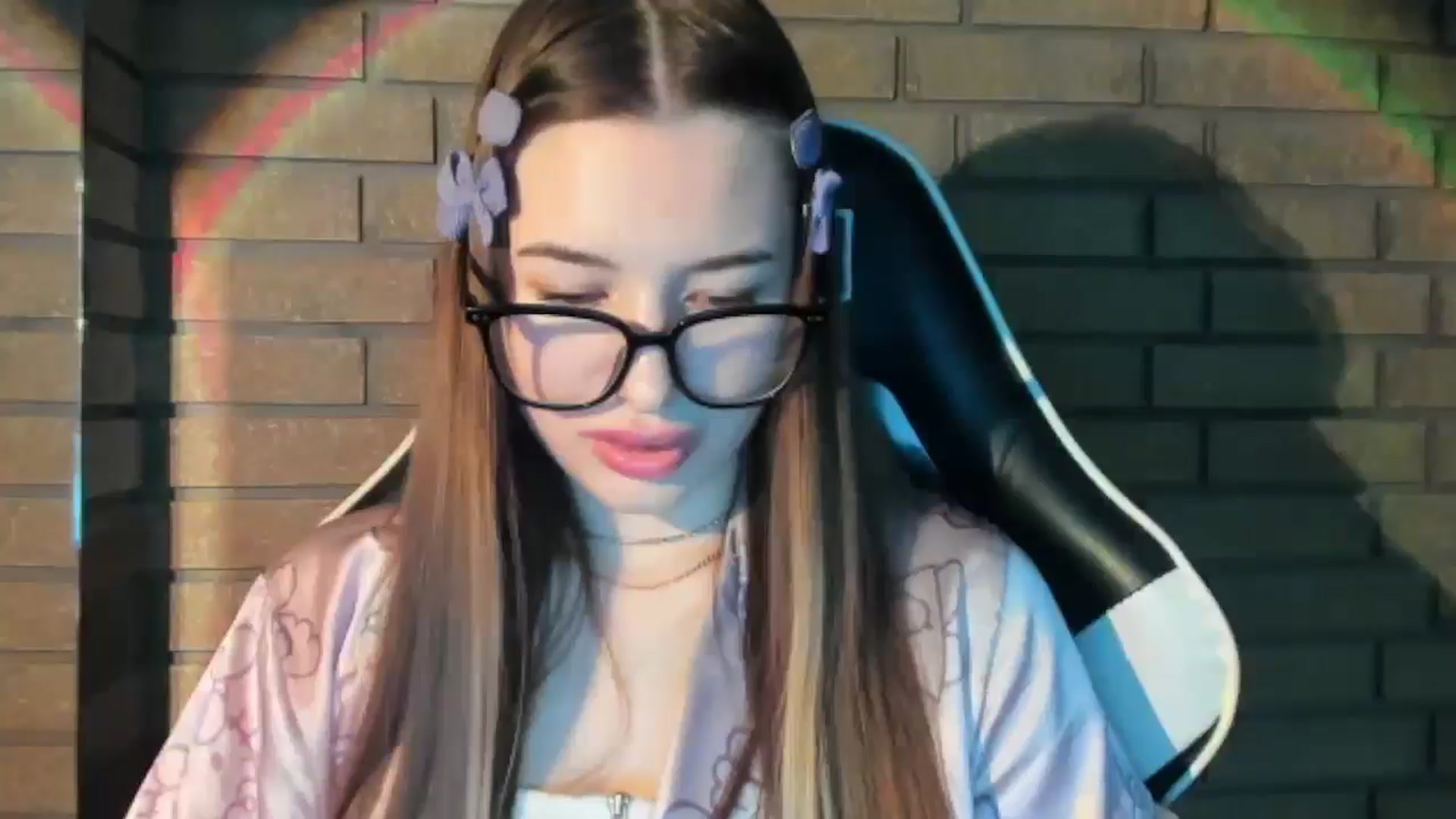 Gallery image thumbnail from DiscoGirl's myfreecams stream on, 10/27/2025, 12:19 image 4 of 20
