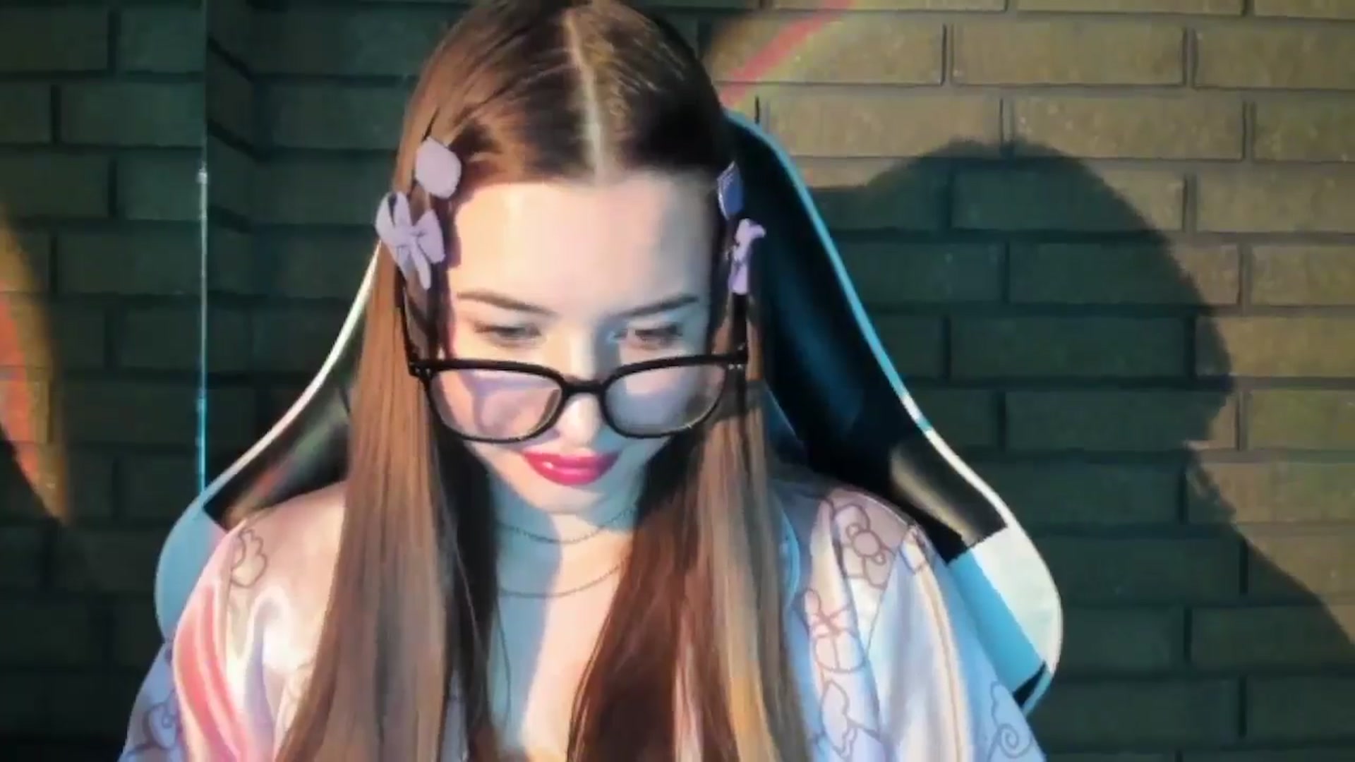 Gallery image thumbnail from DiscoGirl's myfreecams stream on, 10/27/2025, 13:02 image 11 of 20