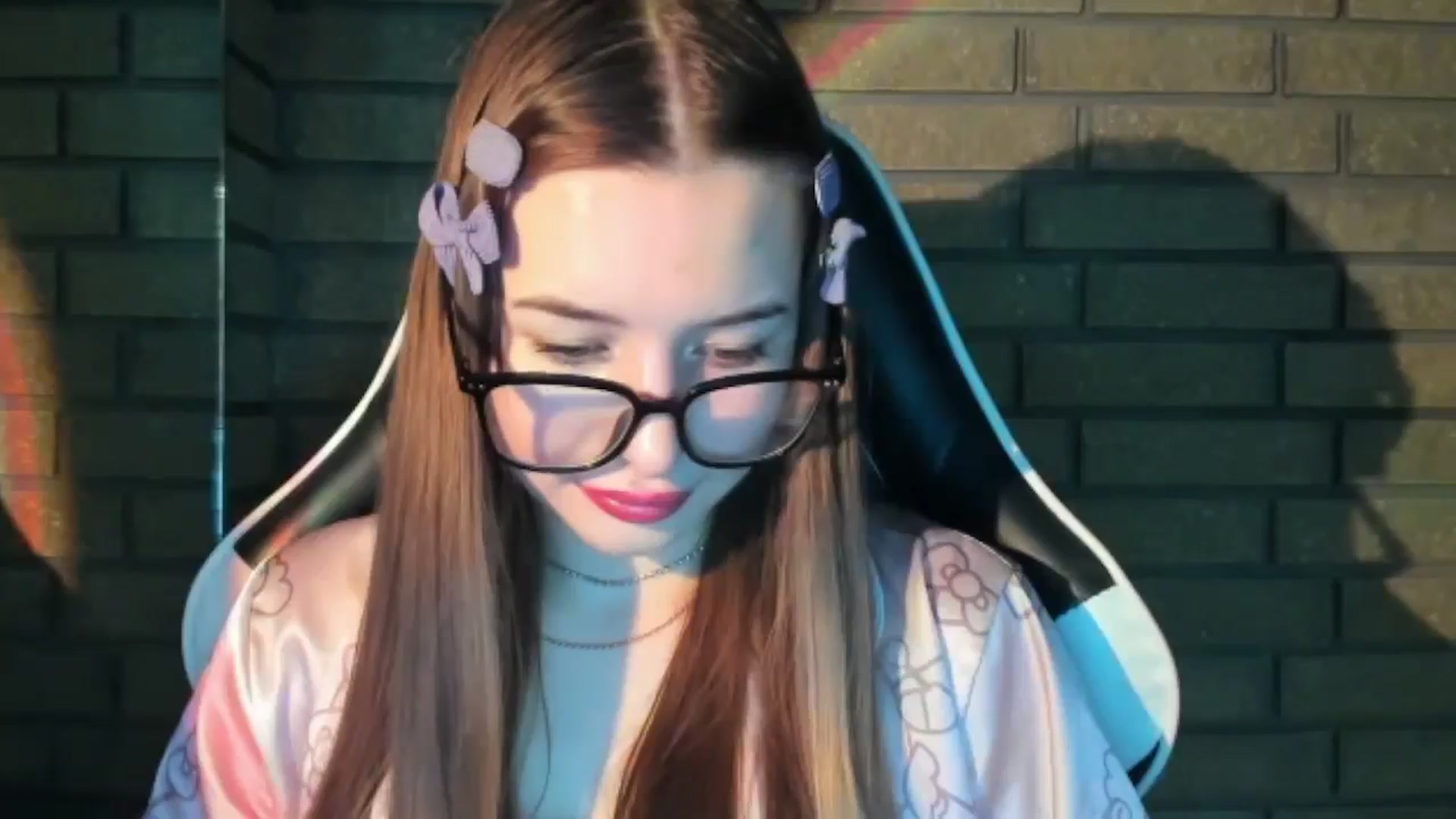 Gallery image thumbnail from DiscoGirl's myfreecams stream on, 10/27/2025, 13:02 image 14 of 20