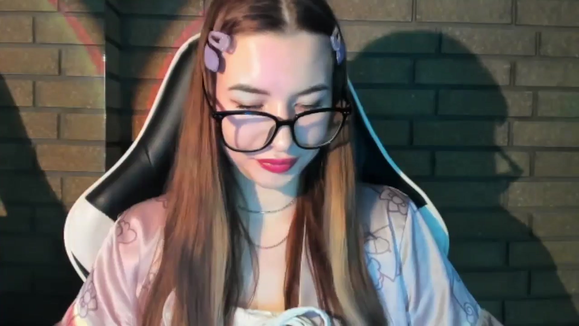 Gallery image thumbnail from DiscoGirl's myfreecams stream on, 10/30/2025, 13:42 image 14 of 20