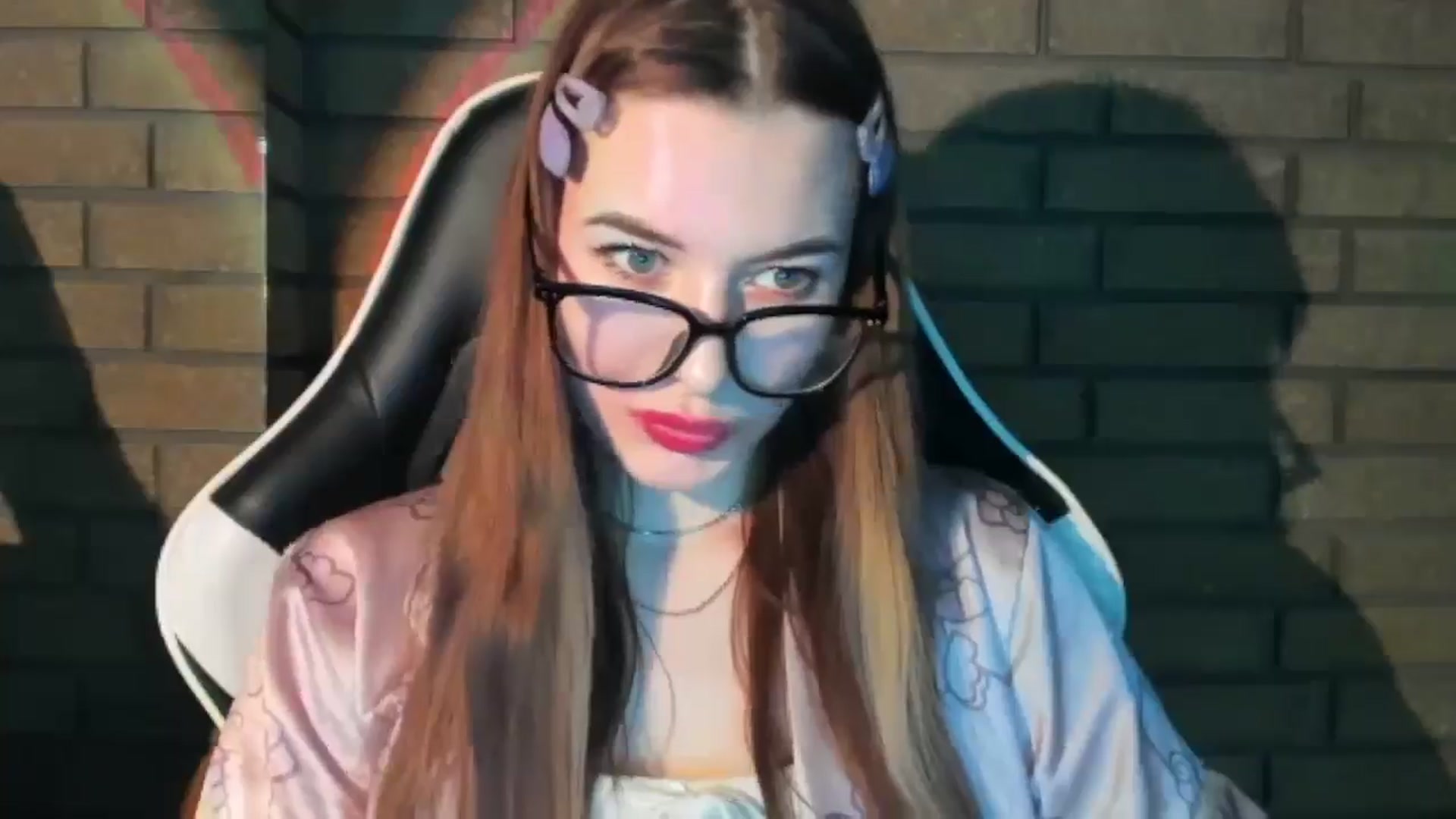 Gallery image thumbnail from DiscoGirl's myfreecams stream on, 10/30/2025, 13:42 image 13 of 20