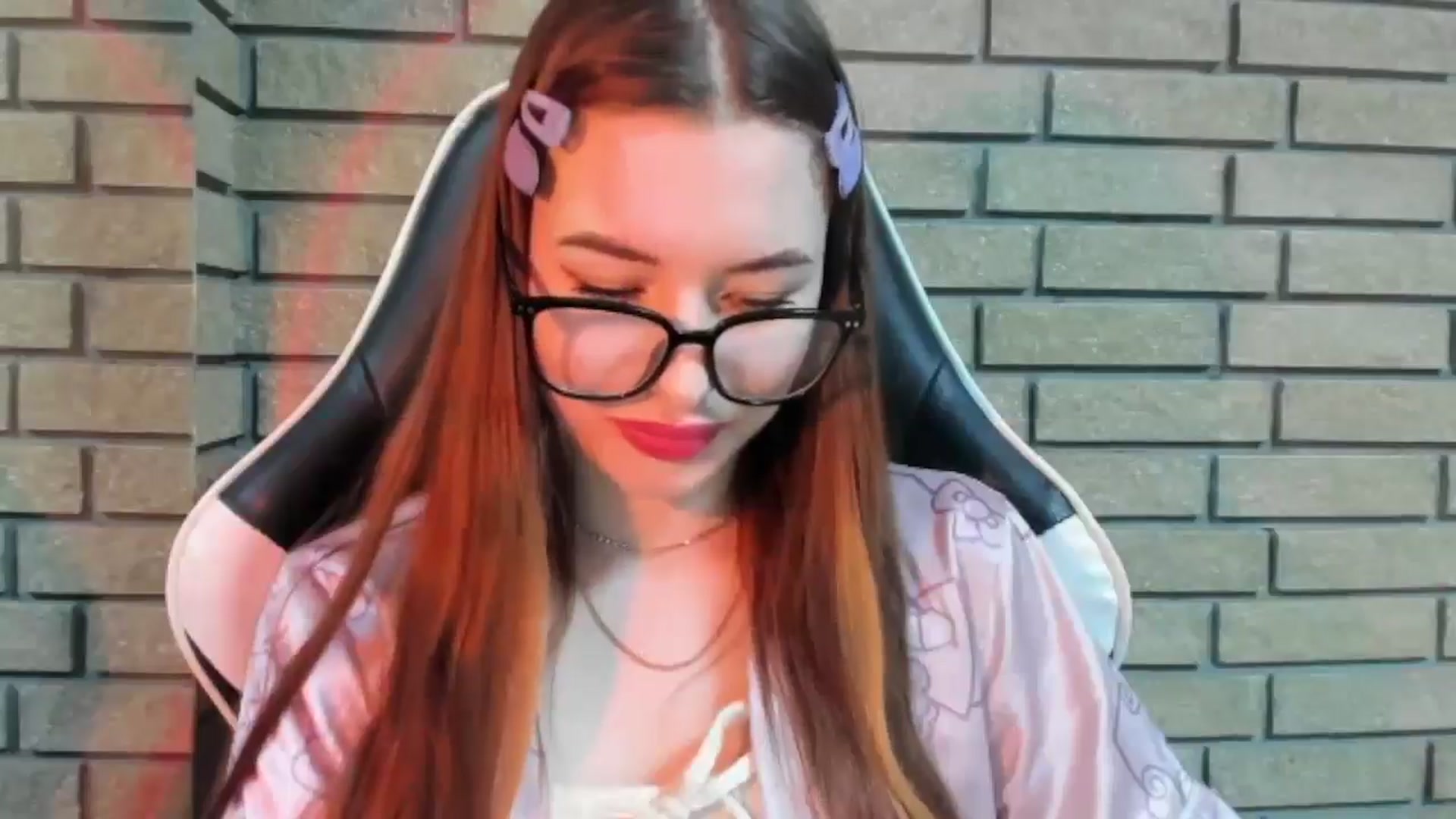 Gallery image thumbnail from DiscoGirl's myfreecams stream on, 10/30/2025, 13:42 image 2 of 20