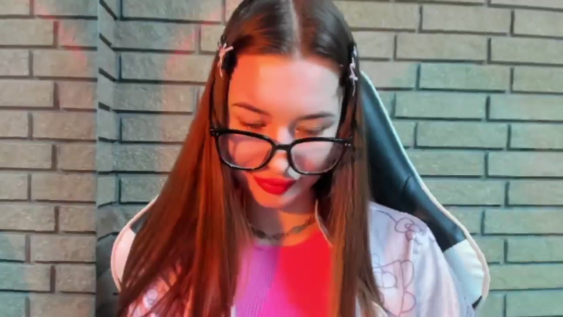 Gallery image thumbnail from DiscoGirl's myfreecams stream on, 11/08/2025, 12:56 image 17 of 20