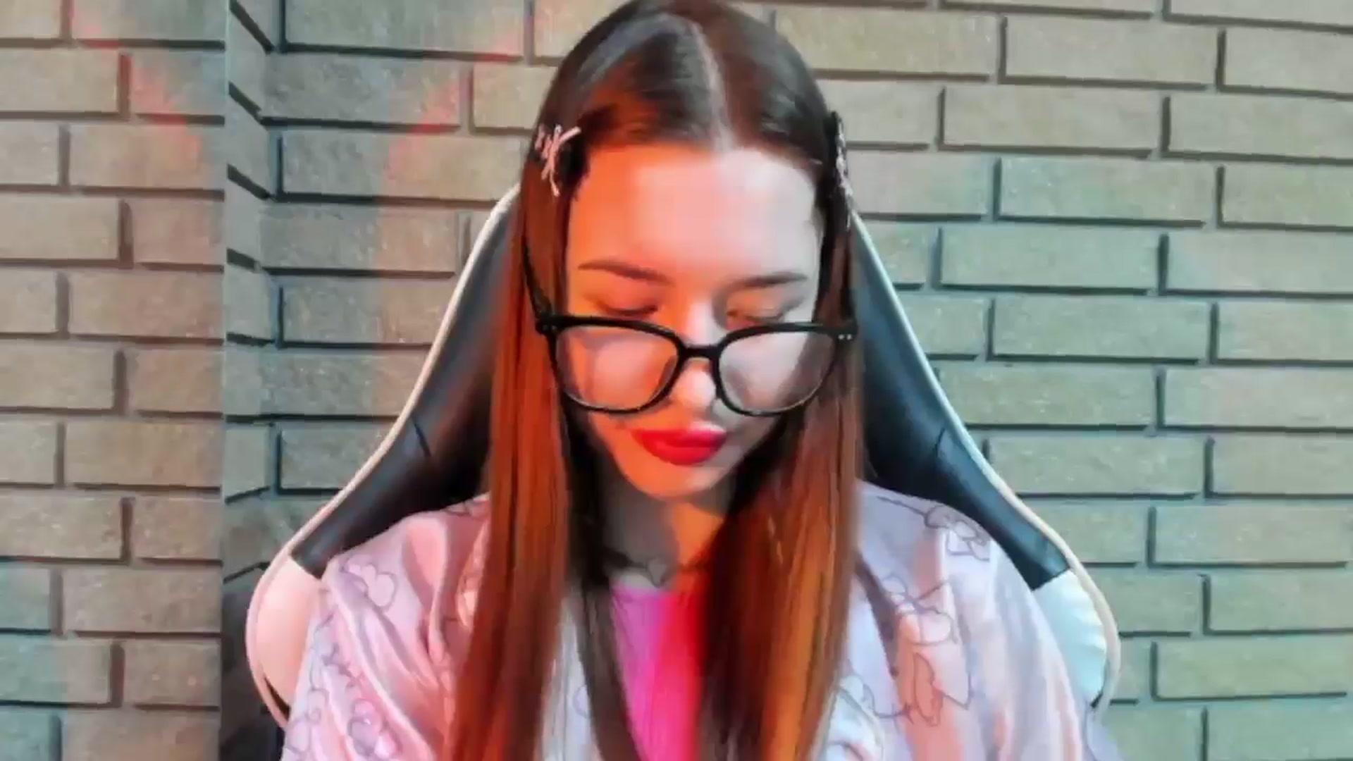Gallery image thumbnail from DiscoGirl's myfreecams stream on, 11/08/2025, 12:56 image 4 of 20
