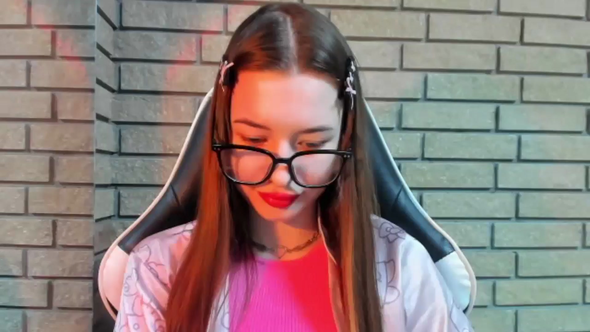 Gallery image thumbnail from DiscoGirl's myfreecams stream on, 11/08/2025, 12:56 image 1 of 20