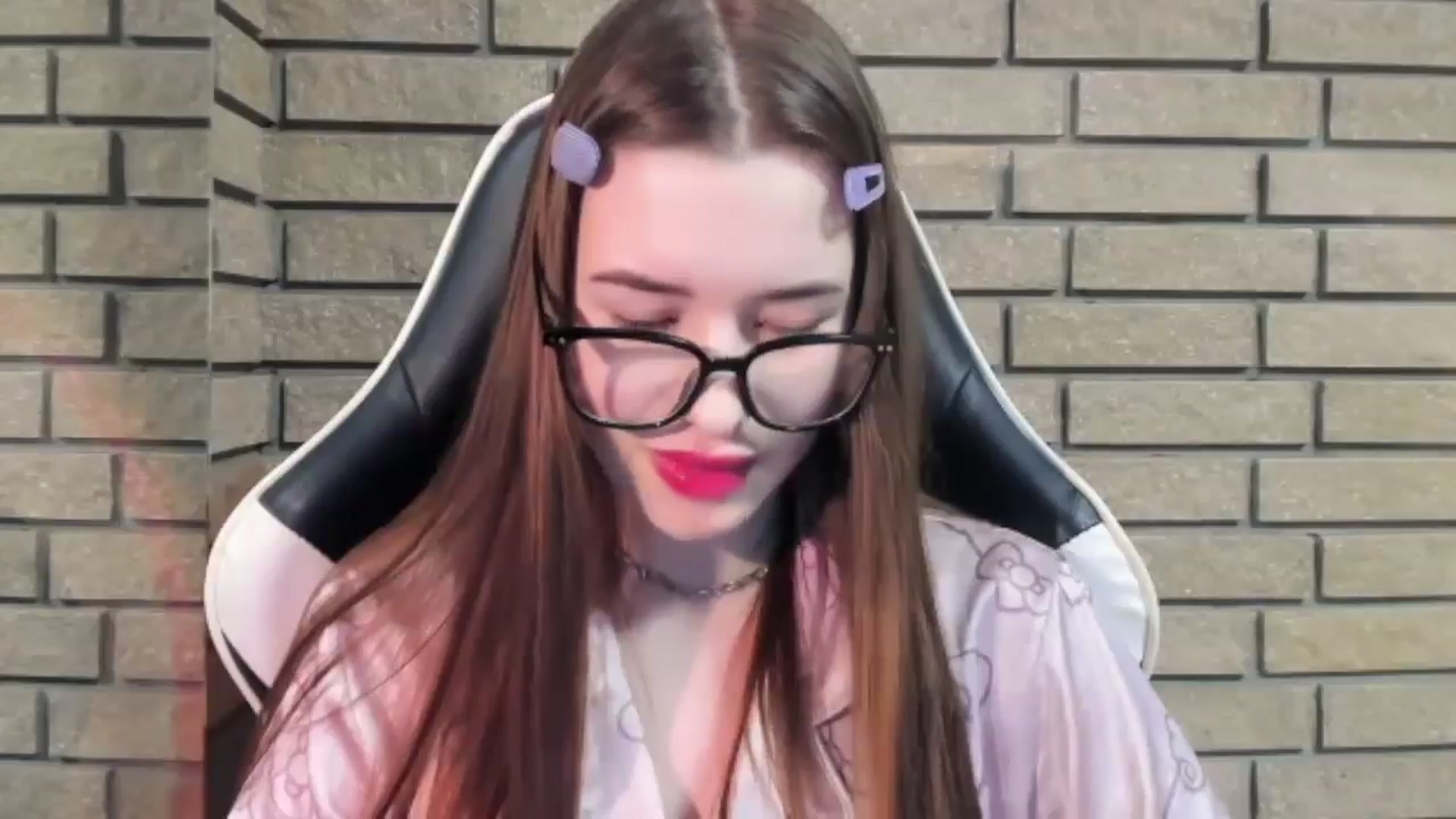 Gallery image thumbnail from DiscoGirl's myfreecams stream on, 11/09/2025, 14:05 image 15 of 20