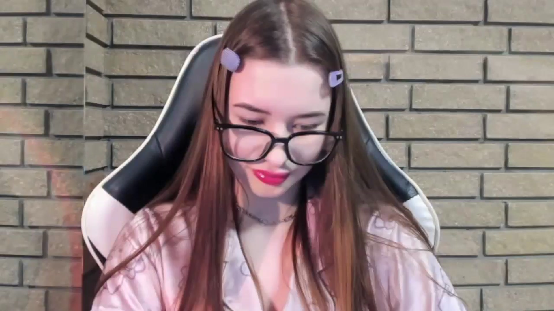 Gallery image thumbnail from DiscoGirl's myfreecams stream on, 11/09/2025, 14:05 image 8 of 20