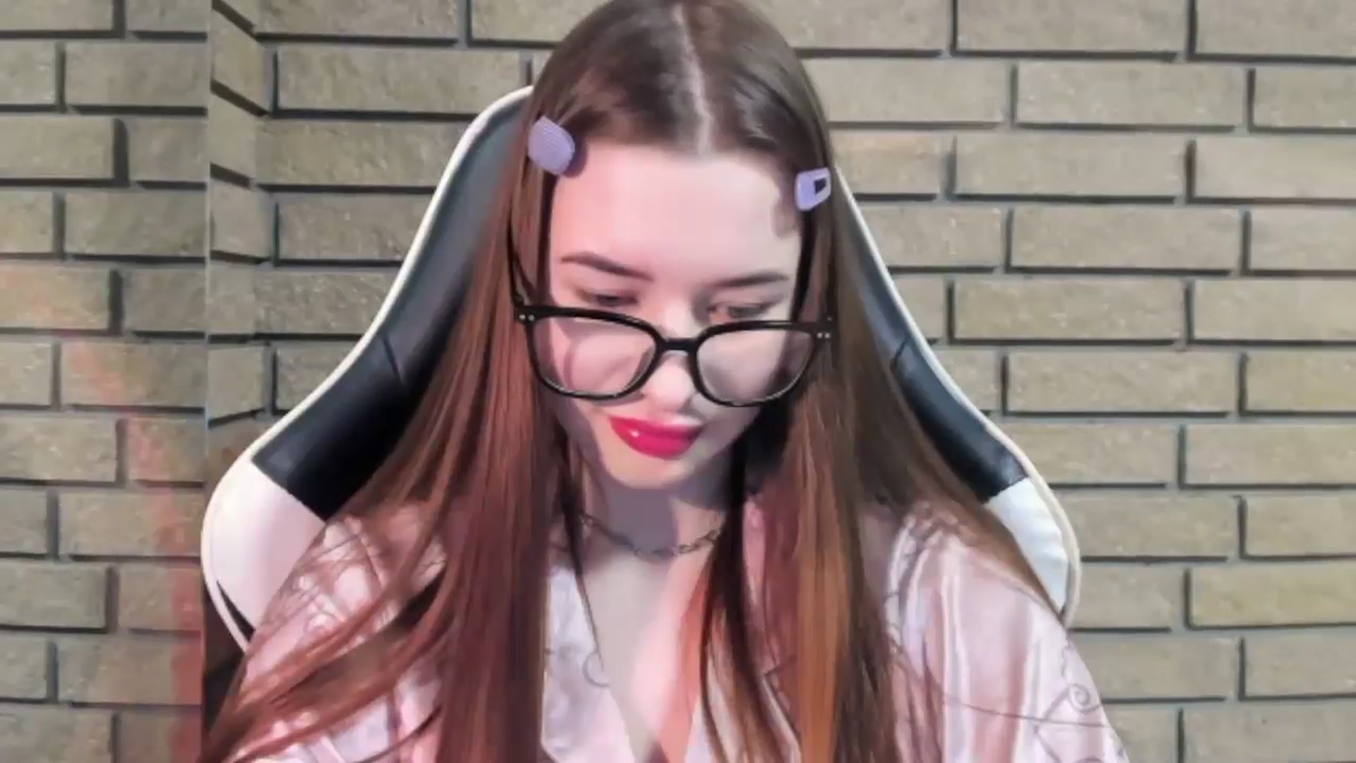 Gallery image thumbnail from DiscoGirl's myfreecams stream on, 11/09/2025, 14:05 image 11 of 20