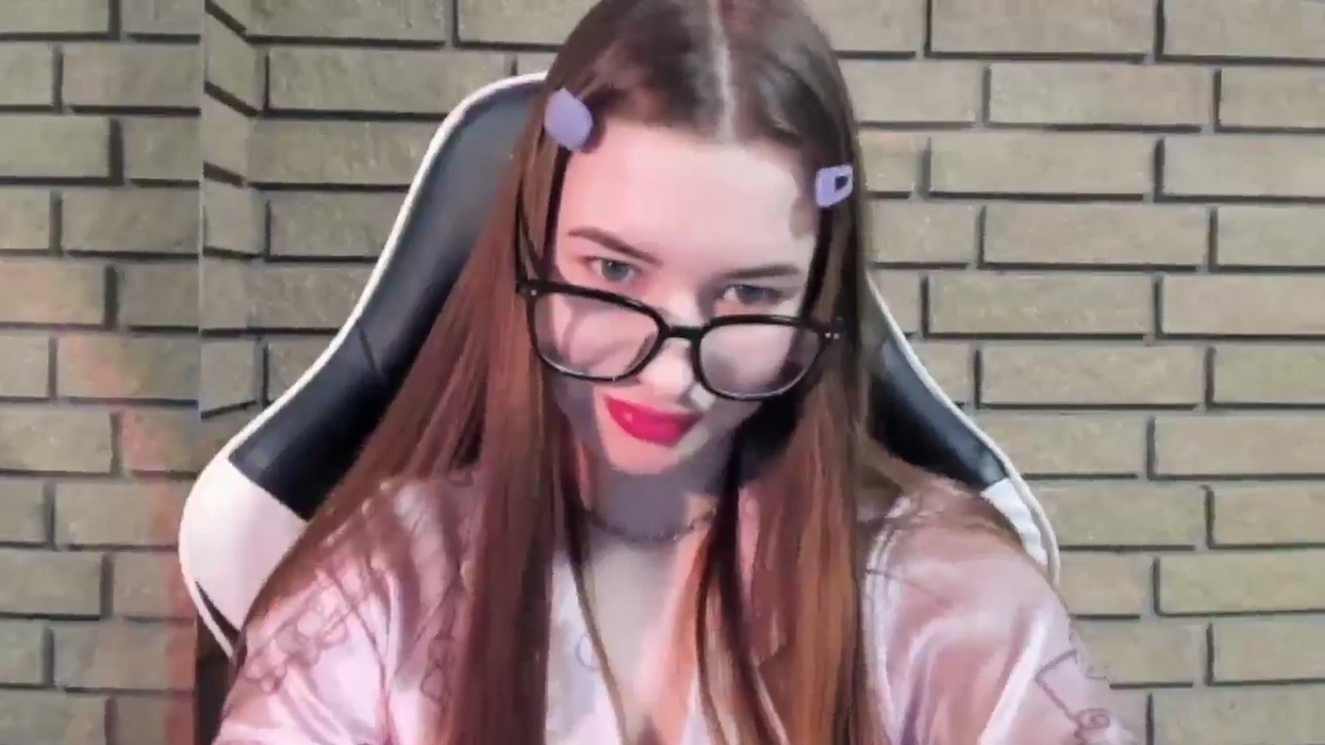 Gallery image thumbnail from DiscoGirl's myfreecams stream on, 11/09/2025, 14:05 image 6 of 20