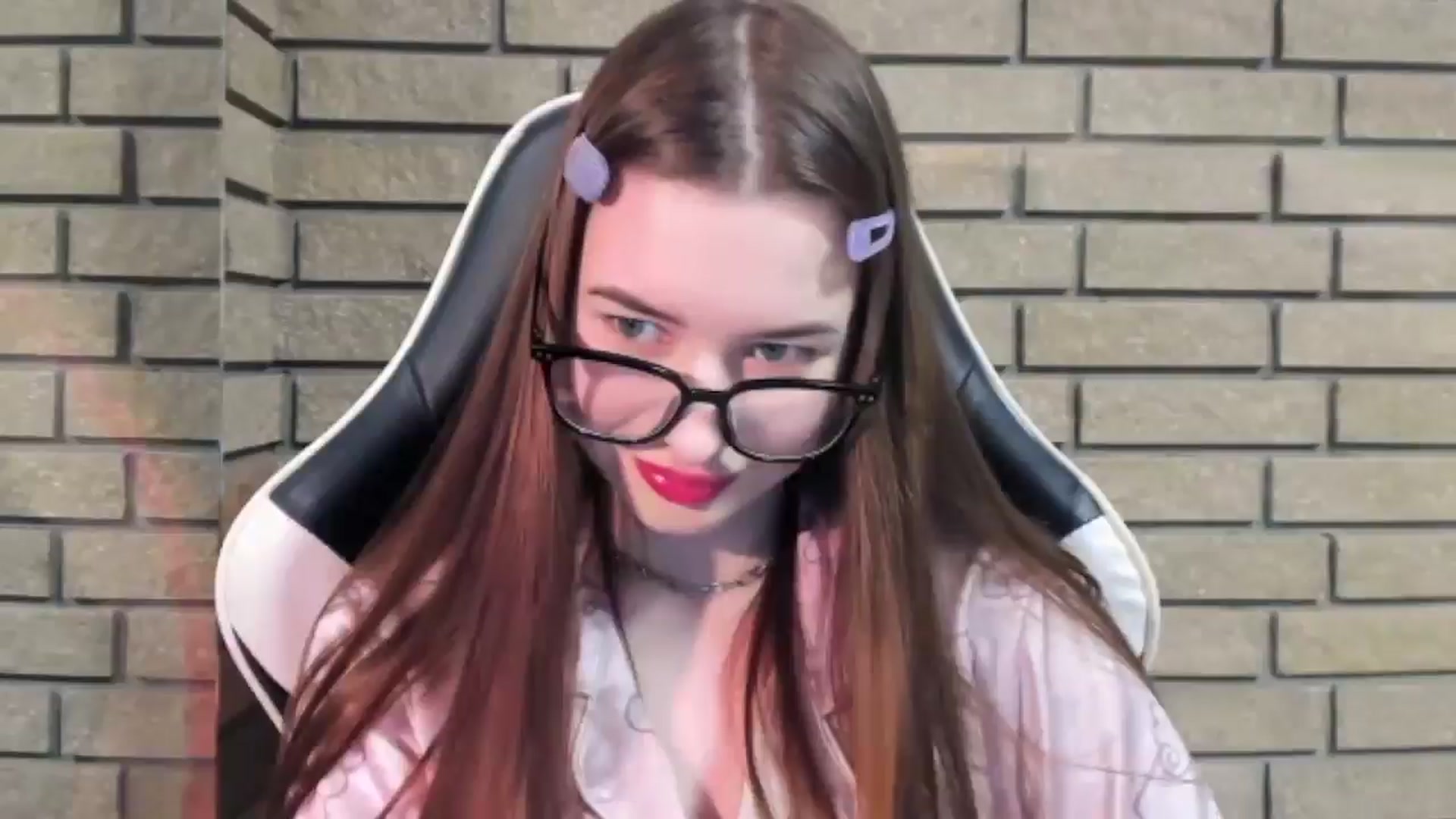 Gallery image thumbnail from DiscoGirl's myfreecams stream on, 11/09/2025, 14:05 image 10 of 20