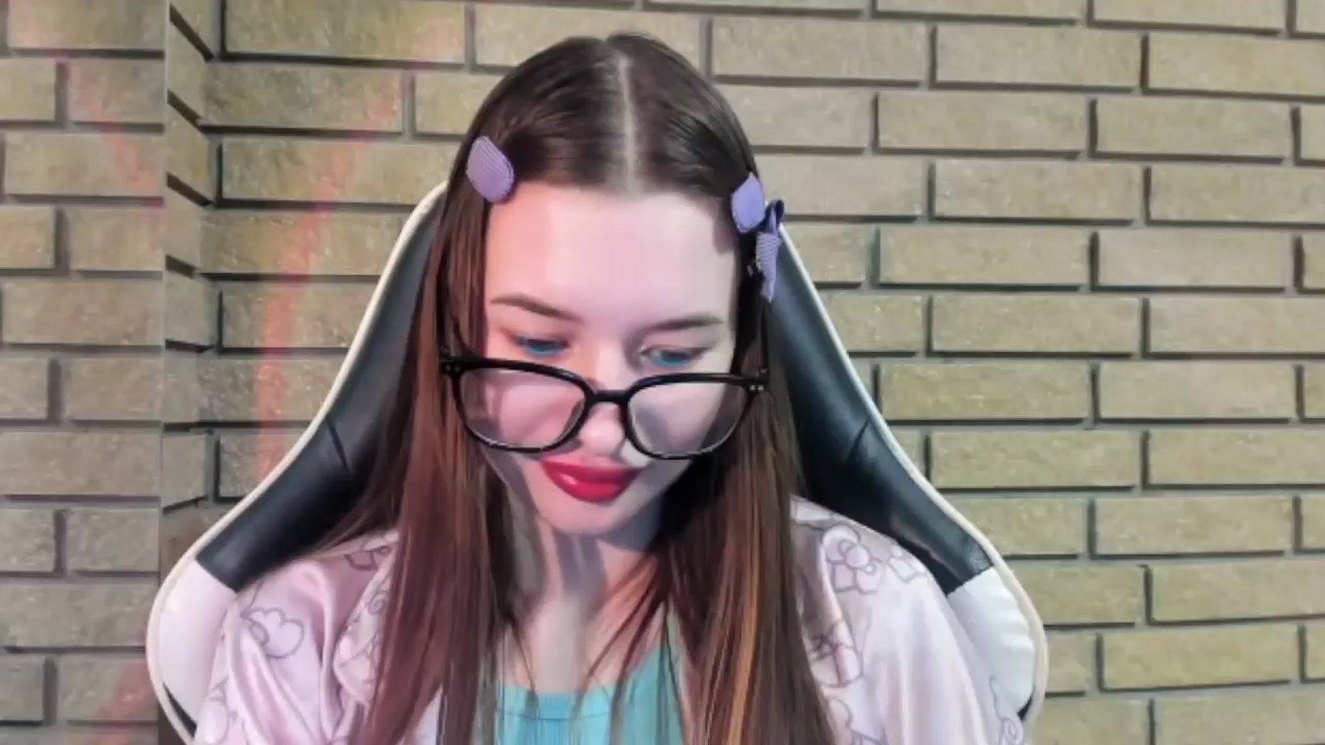 Gallery image thumbnail from DiscoGirl's myfreecams stream on, 11/16/2025, 14:08 image 13 of 20