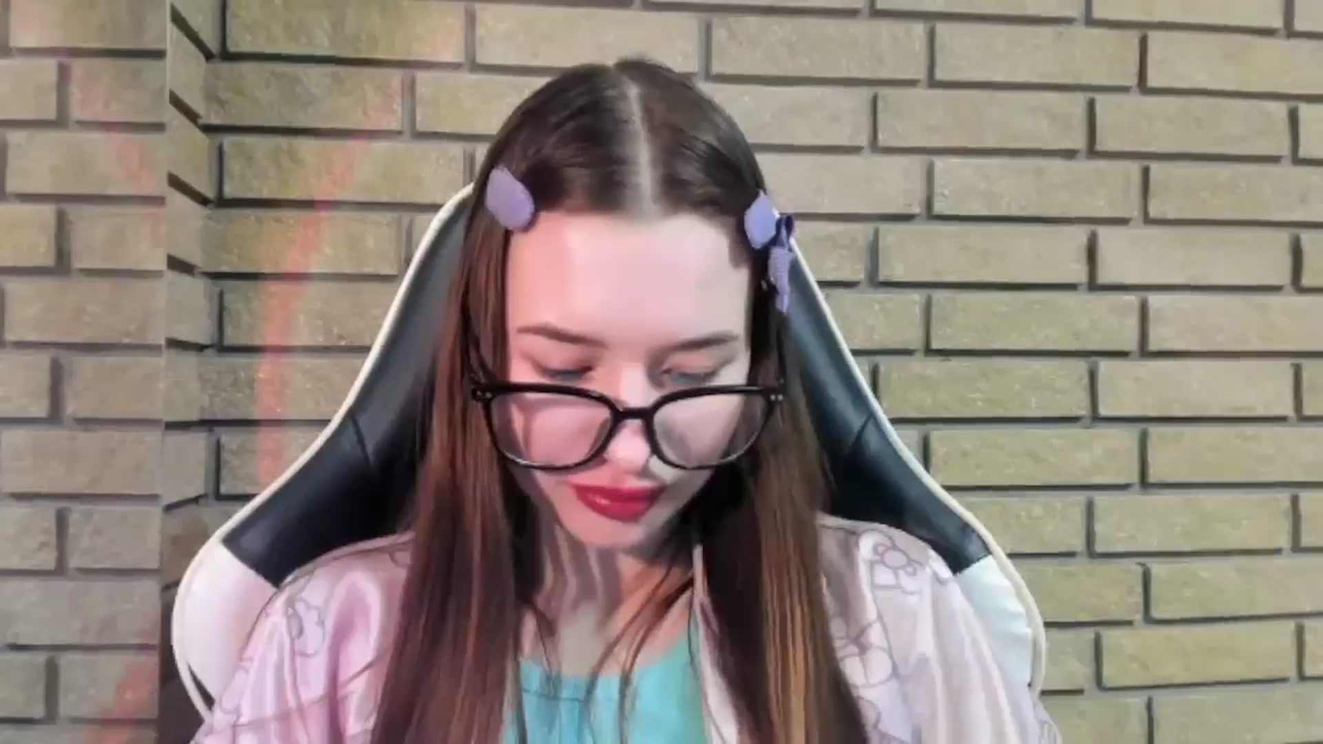 Gallery image thumbnail from DiscoGirl's myfreecams stream on, 11/16/2025, 14:08 image 8 of 20