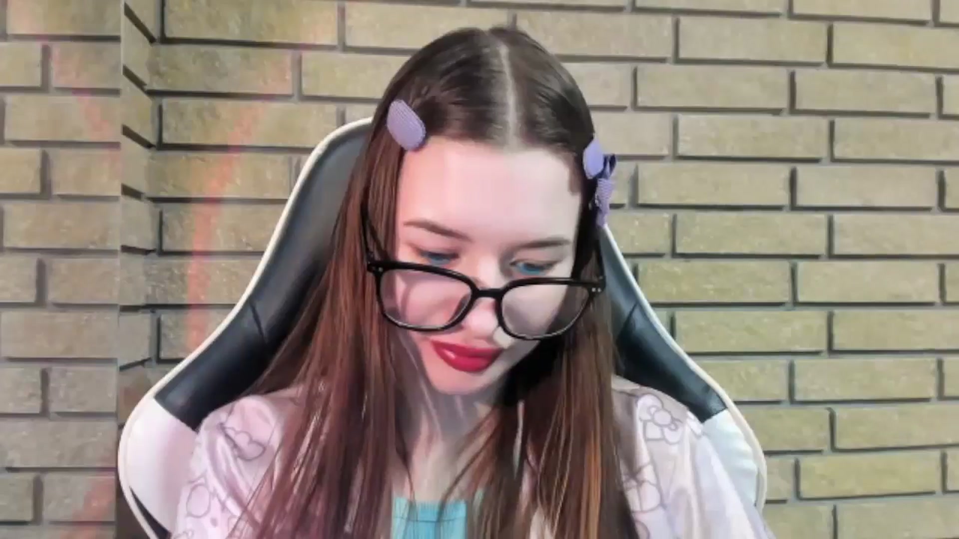 Gallery image thumbnail from DiscoGirl's myfreecams stream on, 11/16/2025, 14:08 image 6 of 20