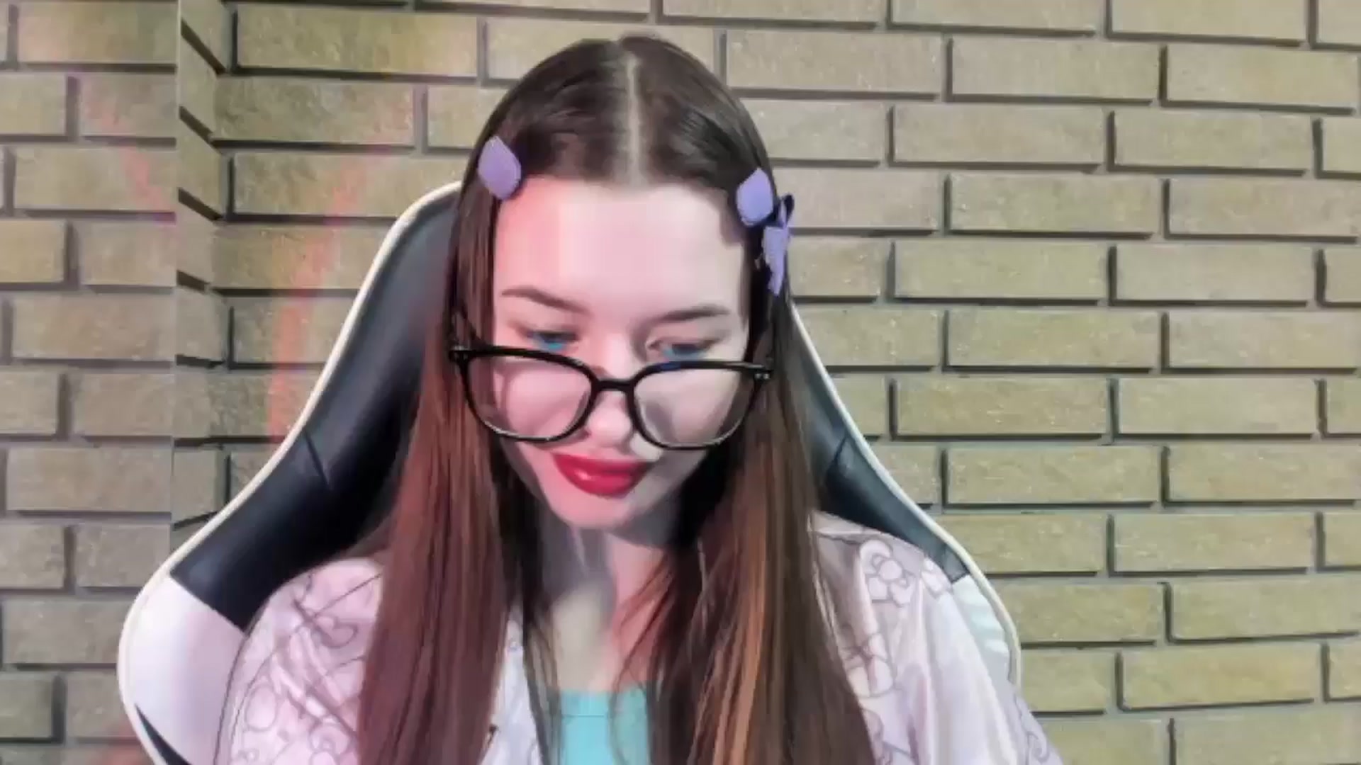 Gallery image thumbnail from DiscoGirl's myfreecams stream on, 11/16/2025, 14:08 image 1 of 20