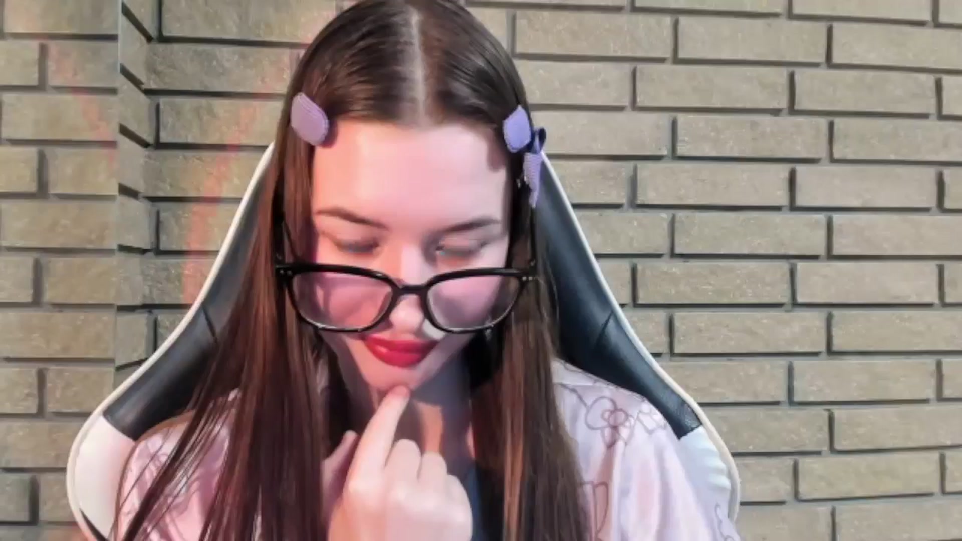 Gallery image thumbnail from DiscoGirl's myfreecams stream on, 11/16/2025, 15:32 image 2 of 20