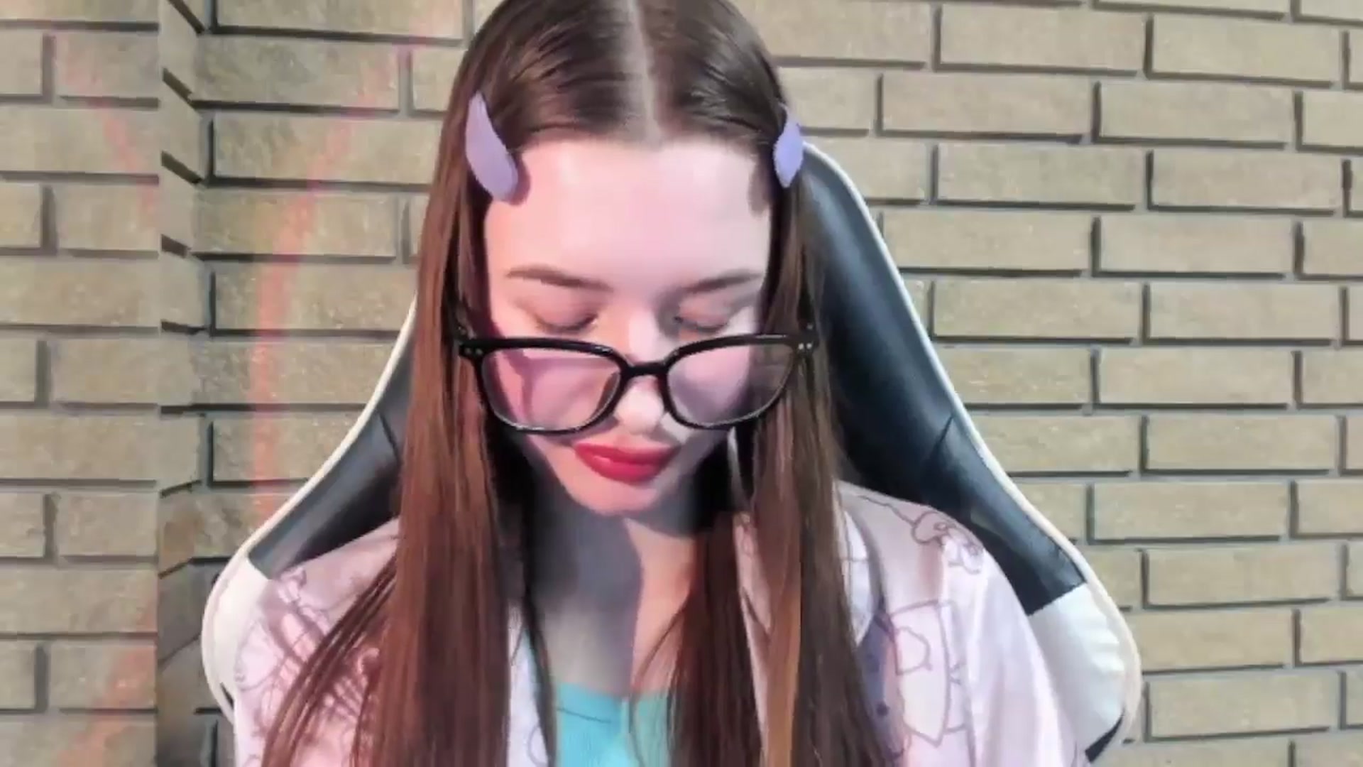 Gallery image thumbnail from DiscoGirl's myfreecams stream on, 11/16/2025, 15:32 image 12 of 20