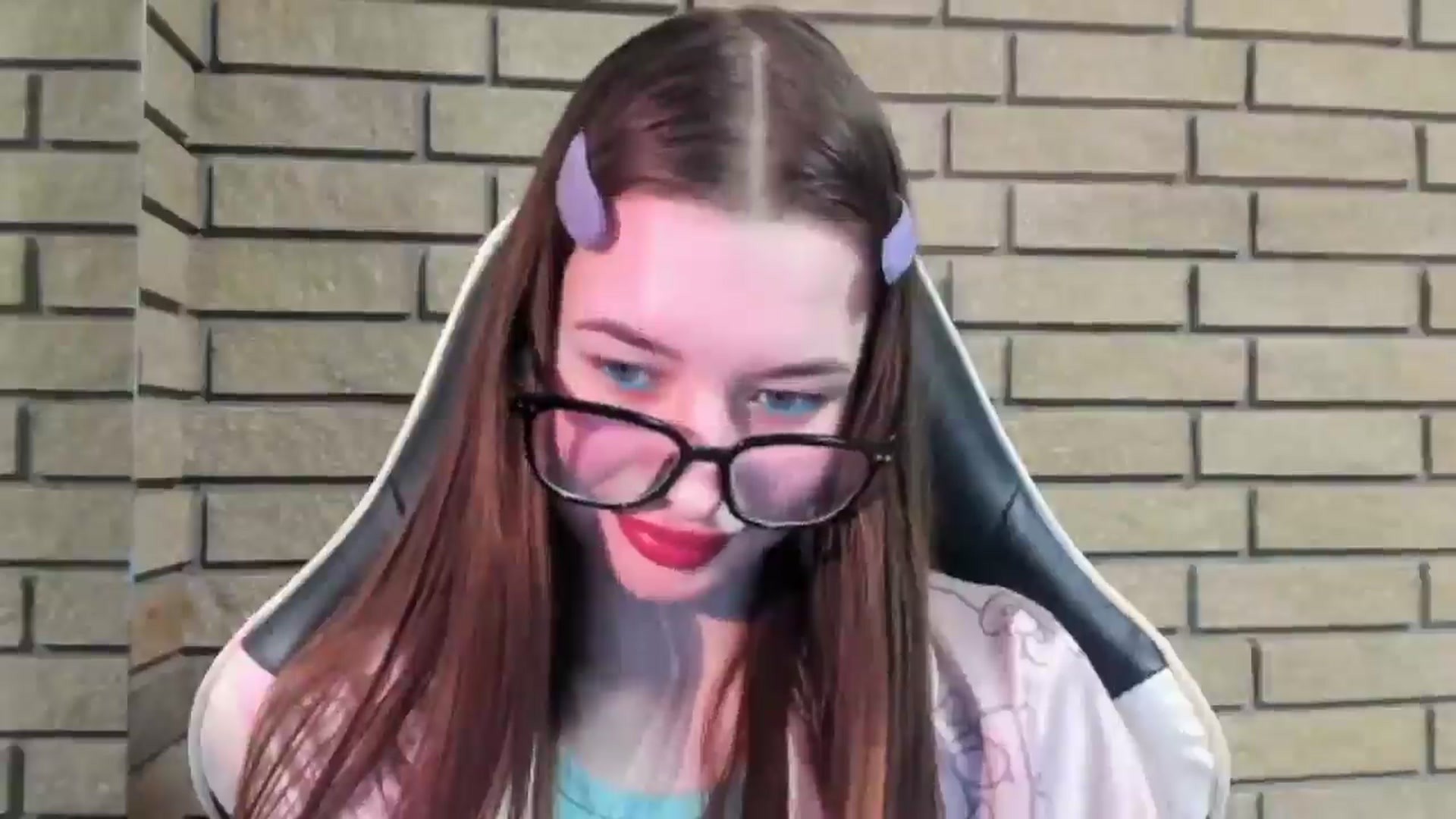 Gallery image thumbnail from DiscoGirl's myfreecams stream on, 11/16/2025, 15:32 image 15 of 20