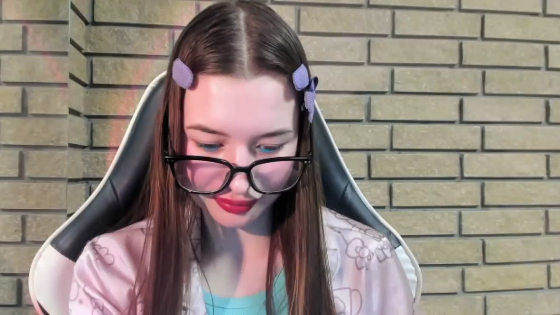 Gallery image thumbnail from DiscoGirl's myfreecams stream on, 11/16/2025, 15:32 image 6 of 20