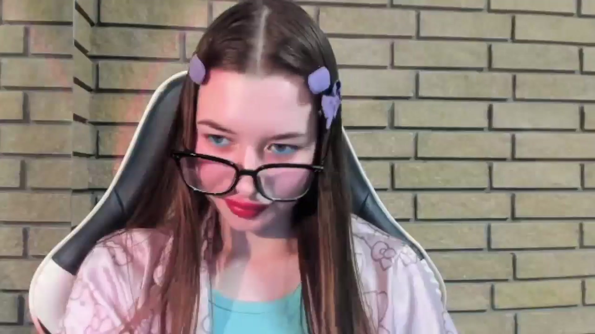 Gallery image thumbnail from DiscoGirl's myfreecams stream on, 11/16/2025, 15:32 image 4 of 20
