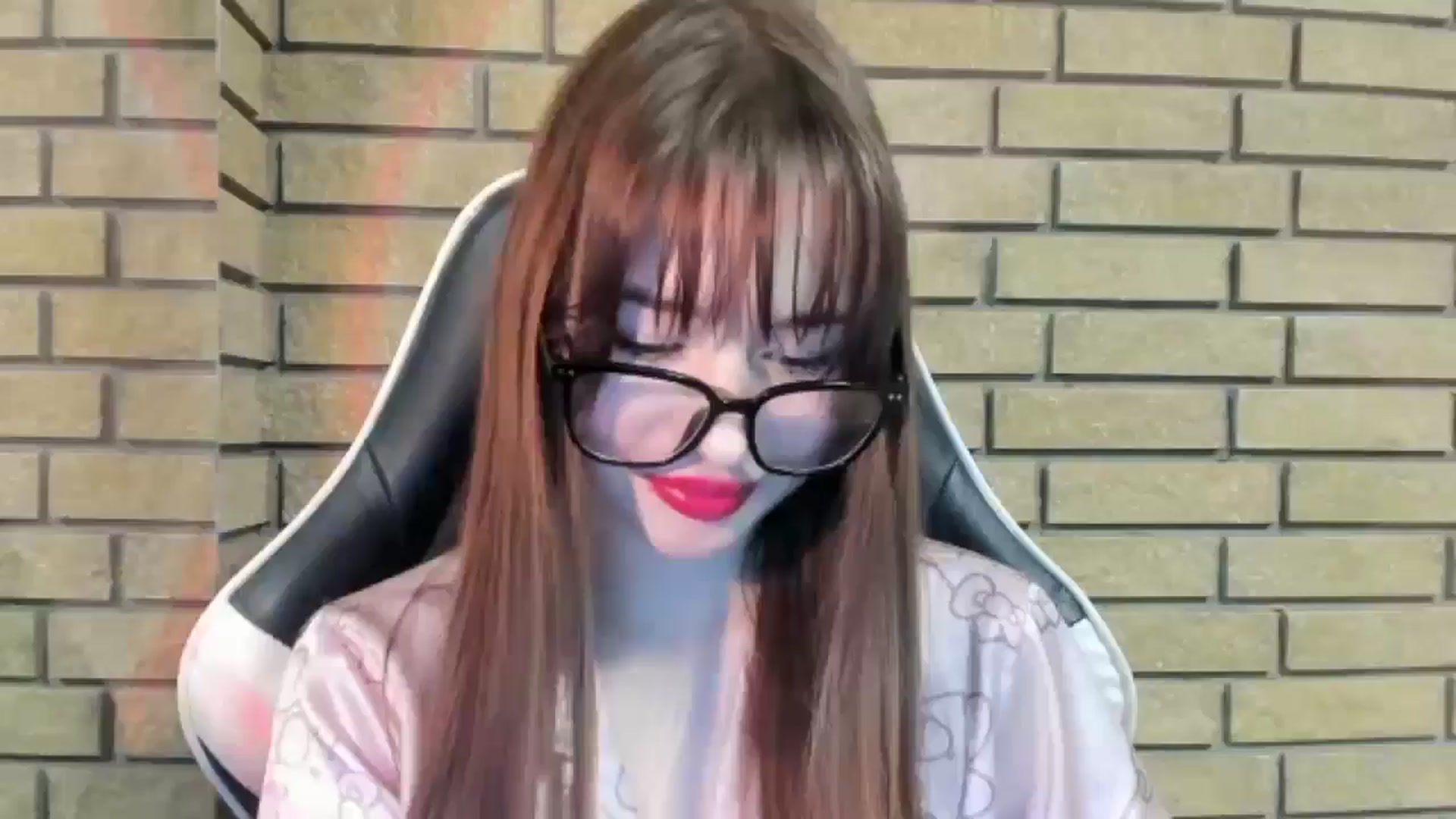 Gallery image thumbnail from DiscoGirl's myfreecams stream on, 11/17/2025, 17:13 image 10 of 20