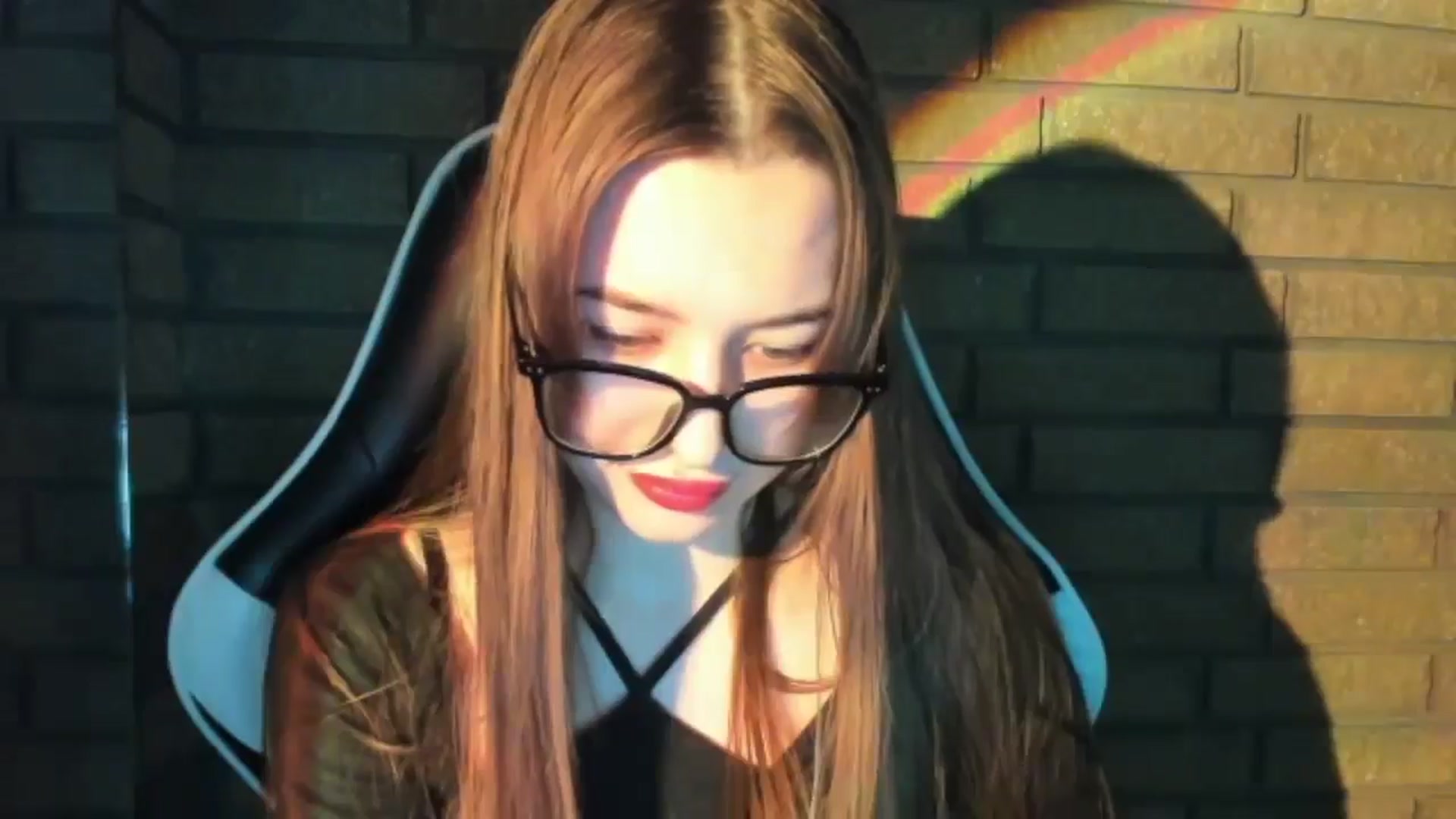 Gallery image thumbnail from DiscoGirl's myfreecams stream on, 12/07/2025, 13:52 image 14 of 20