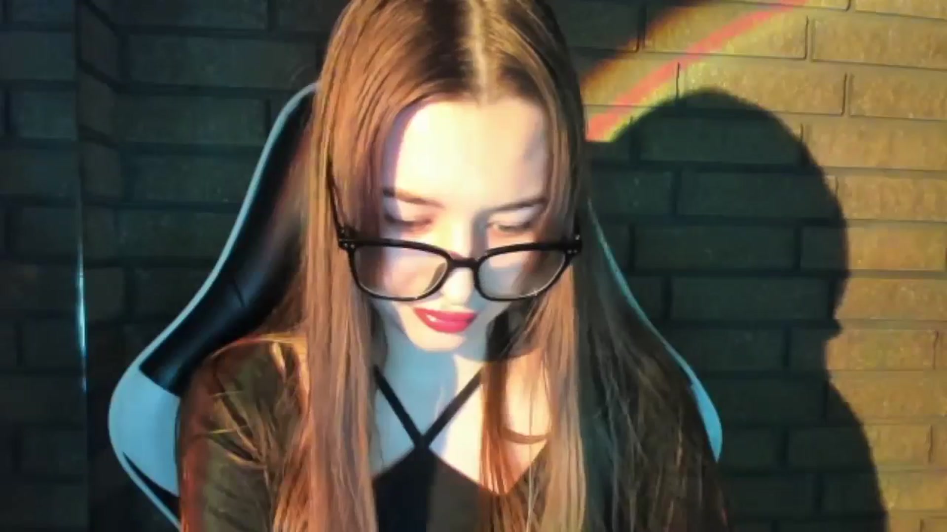 Gallery image thumbnail from DiscoGirl's myfreecams stream on, 12/07/2025, 13:52 image 12 of 20