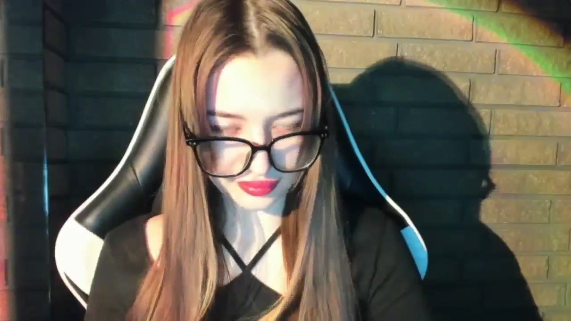 Gallery image thumbnail from DiscoGirl's myfreecams stream on, 12/07/2025, 13:52 image 10 of 20