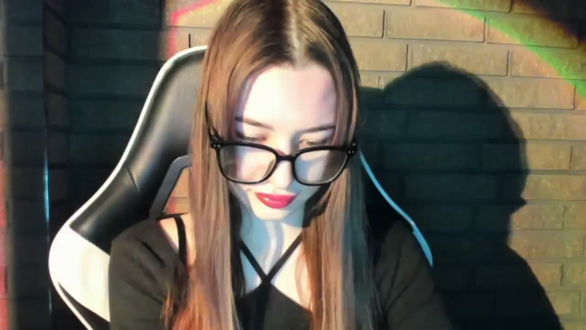 Gallery image thumbnail from DiscoGirl's myfreecams stream on, 12/07/2025, 13:52 image 9 of 20