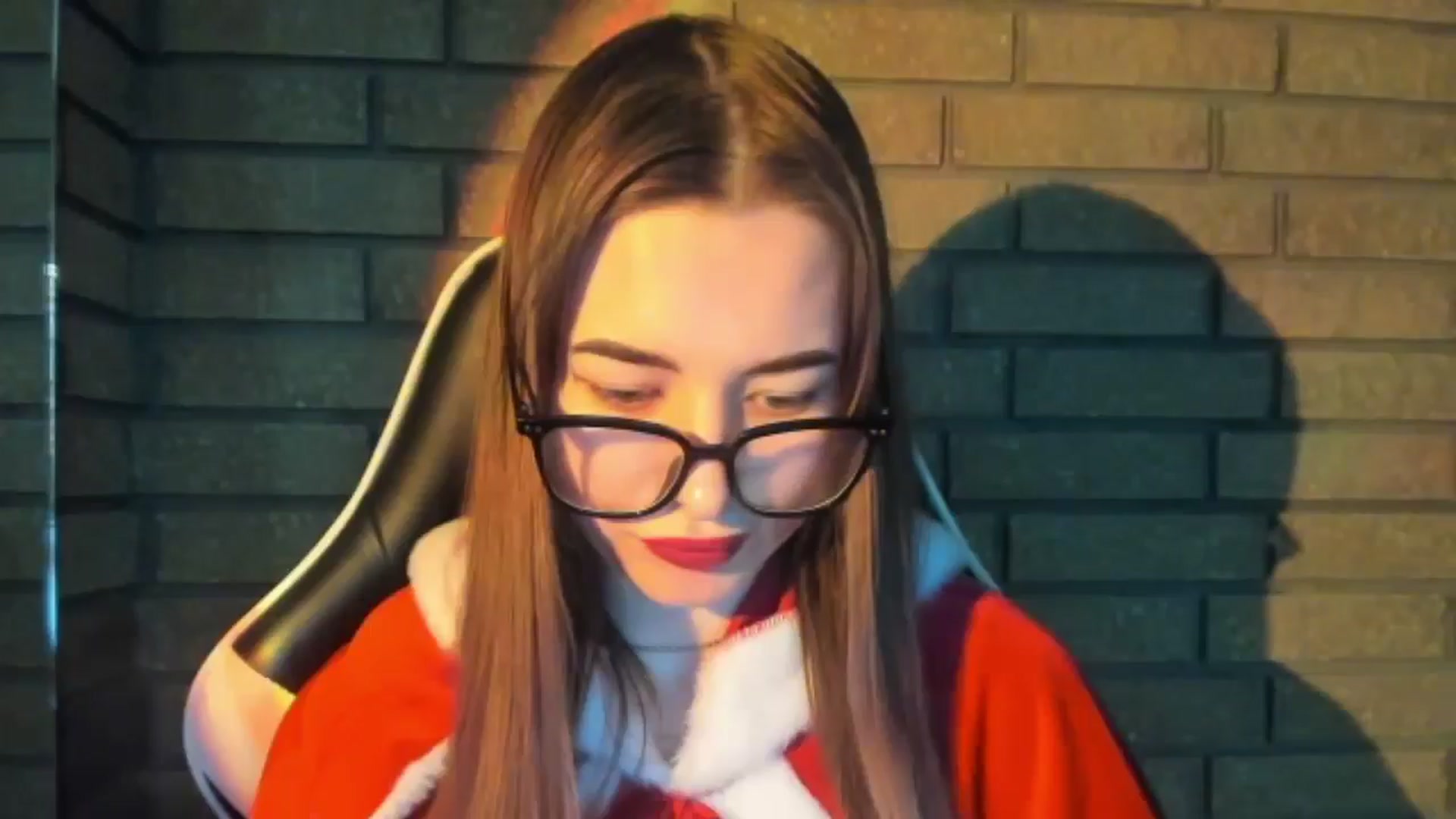 Gallery image thumbnail from DiscoGirl's myfreecams stream on, 12/23/2025, 18:10 image 18 of 20