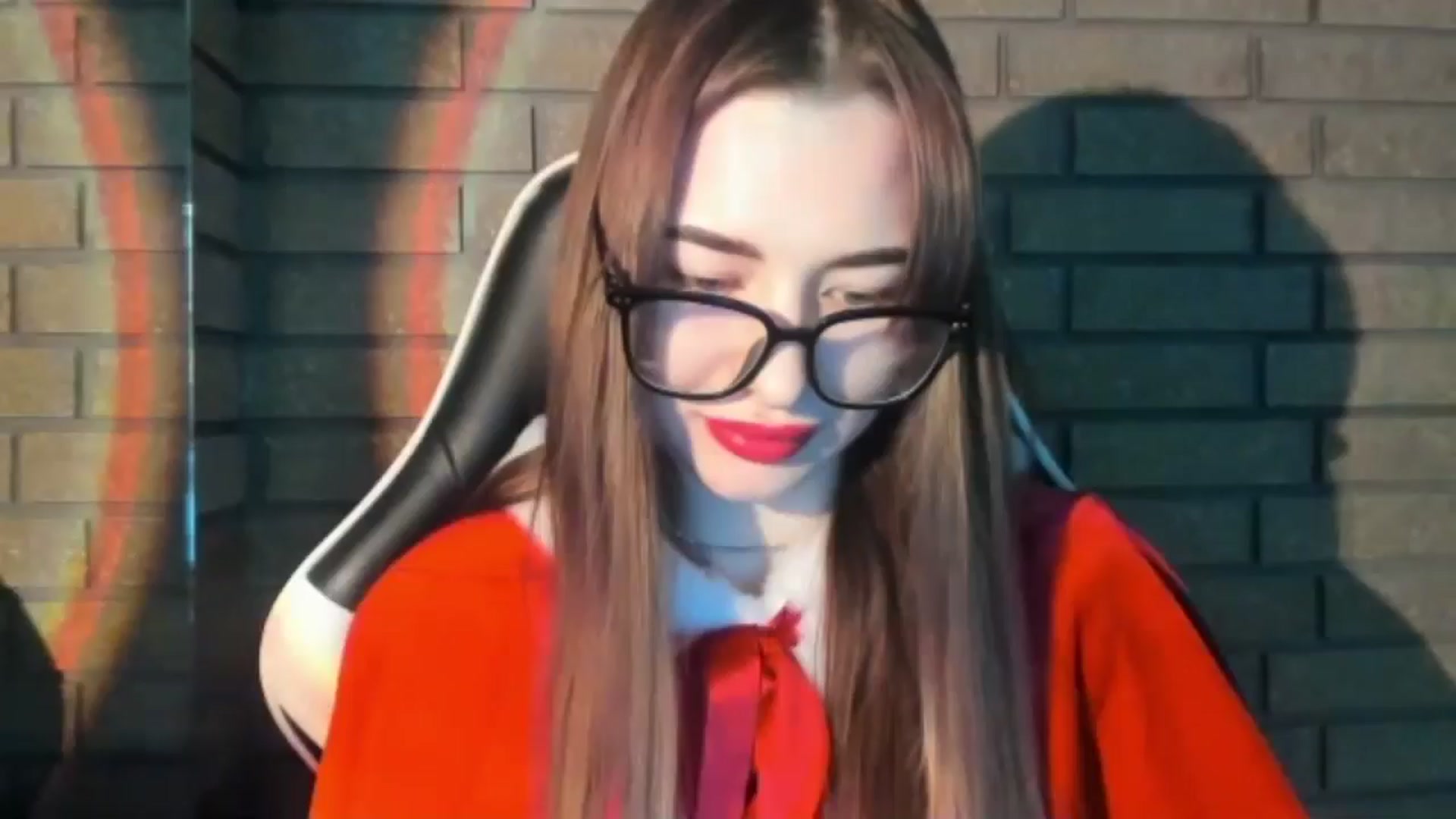 Gallery image thumbnail from DiscoGirl's myfreecams stream on, 12/24/2025, 12:41 image 5 of 20