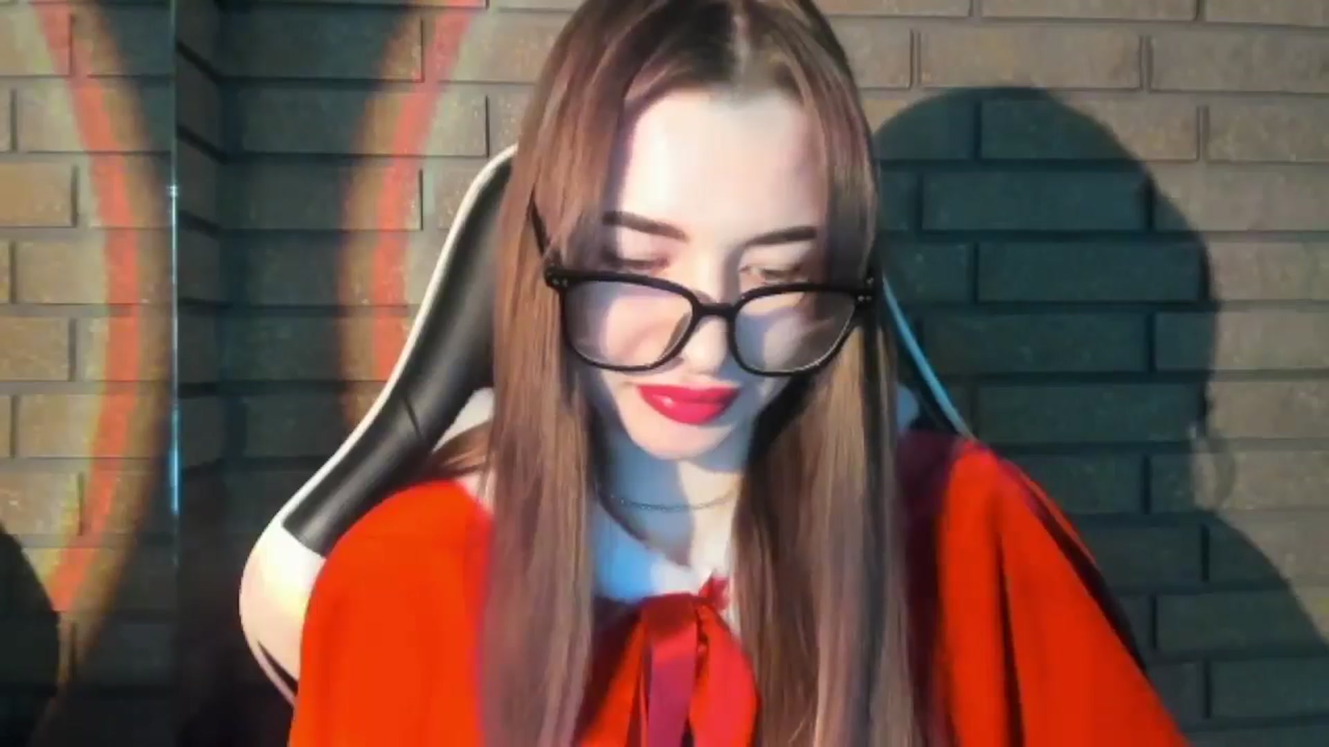 Gallery image thumbnail from DiscoGirl's myfreecams stream on, 12/24/2025, 12:41 image 6 of 20
