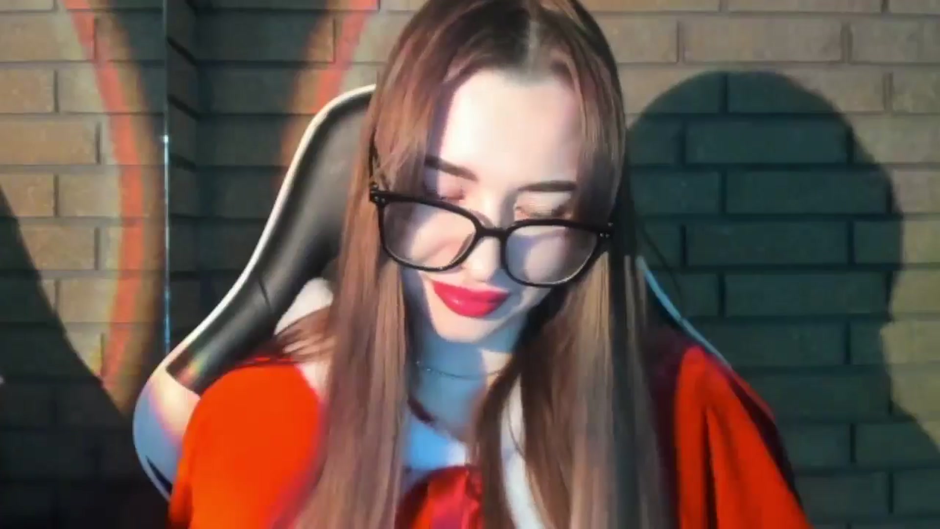 Gallery image thumbnail from DiscoGirl's myfreecams stream on, 12/24/2025, 12:41 image 12 of 20