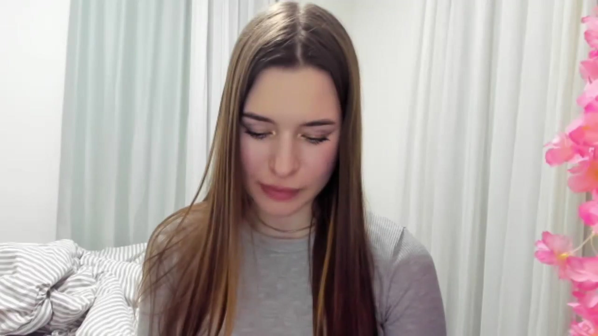 Gallery image thumbnail from DiscoGirl's myfreecams stream on, 01/12/2026, 20:13 image 14 of 20