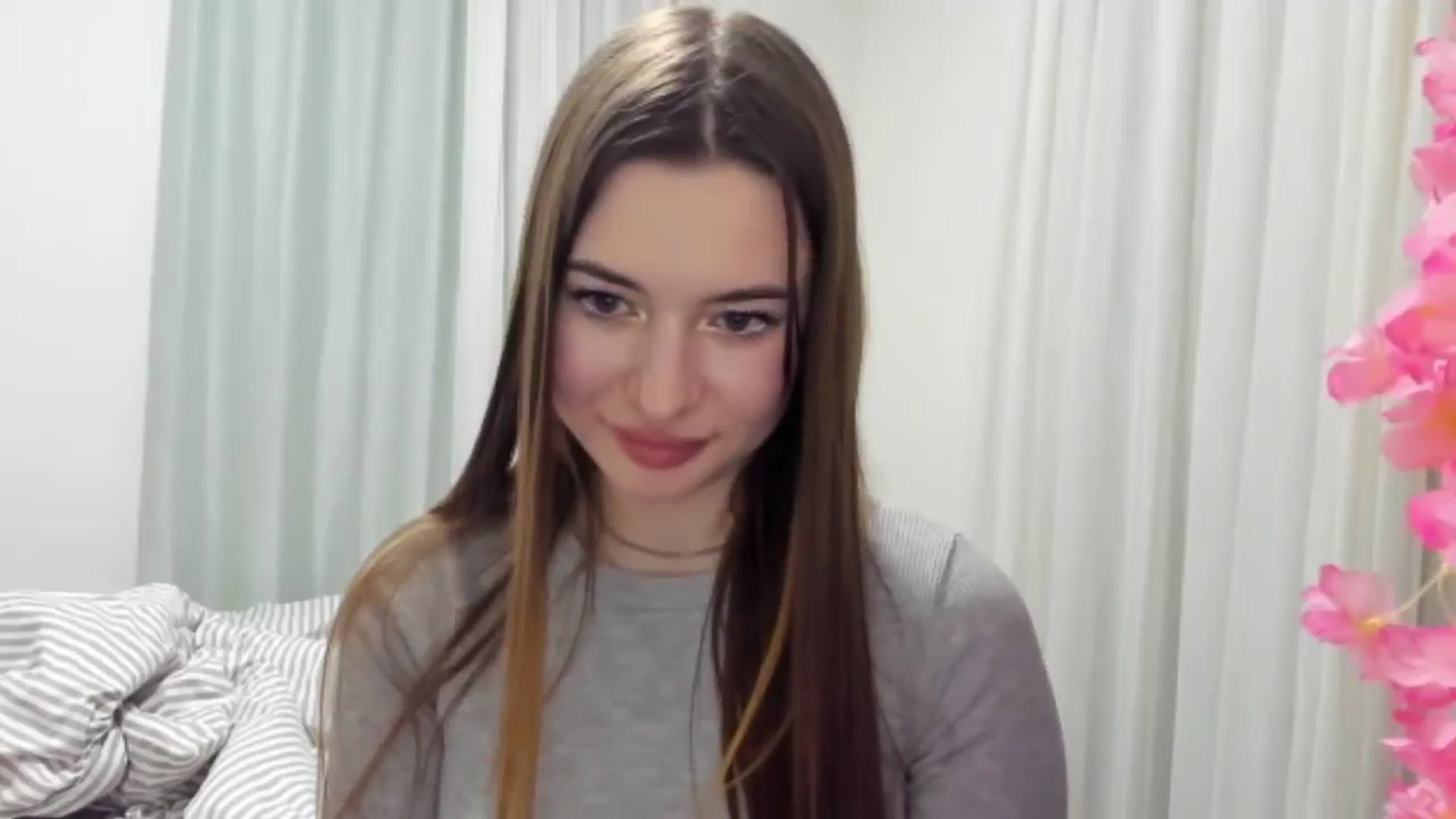 Gallery image thumbnail from DiscoGirl's myfreecams stream on, 01/12/2026, 20:13 image 18 of 20