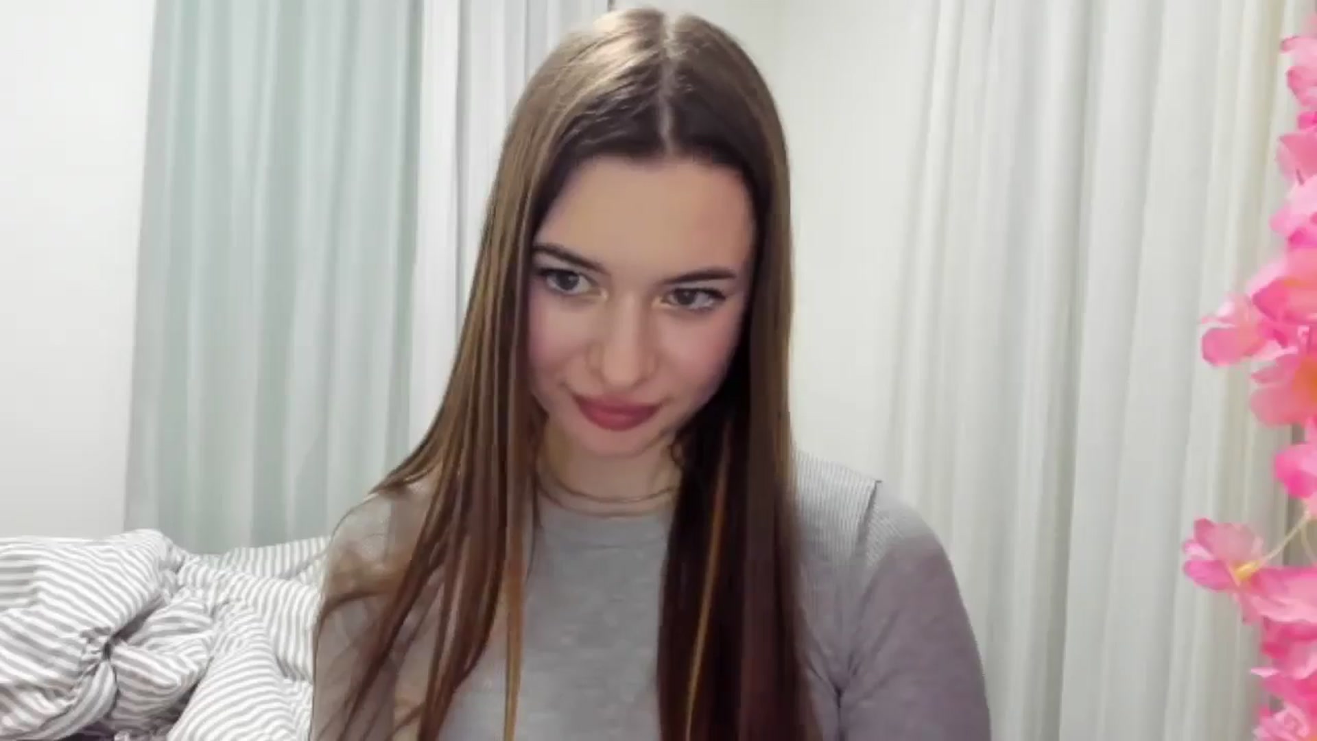Gallery image thumbnail from DiscoGirl's myfreecams stream on, 01/12/2026, 20:13 image 20 of 20