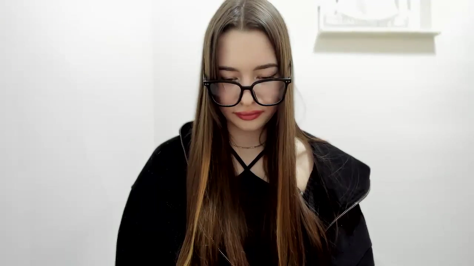 Gallery image thumbnail from DiscoGirl's myfreecams stream on, 01/13/2026, 19:05 image 17 of 20