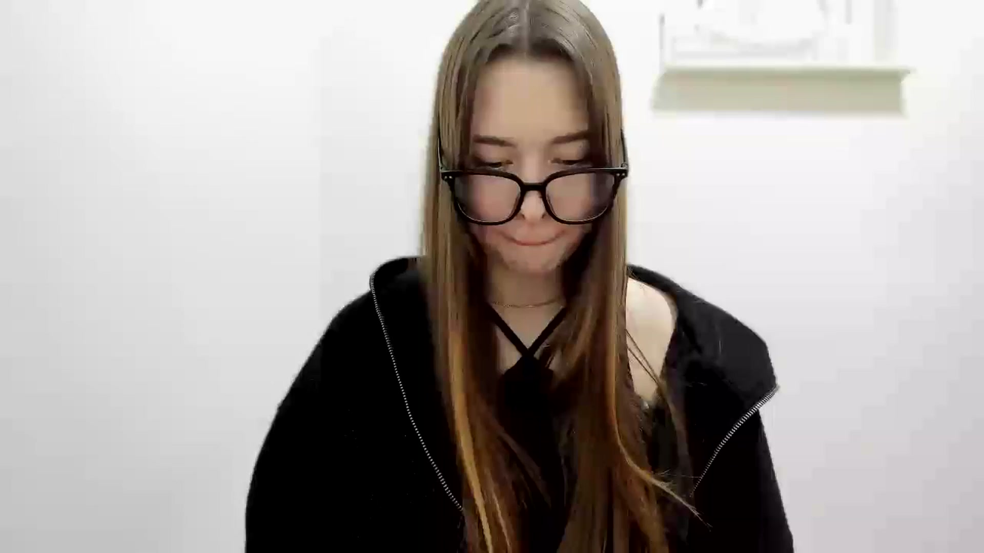 Gallery image thumbnail from DiscoGirl's myfreecams stream on, 01/13/2026, 19:05 image 16 of 20