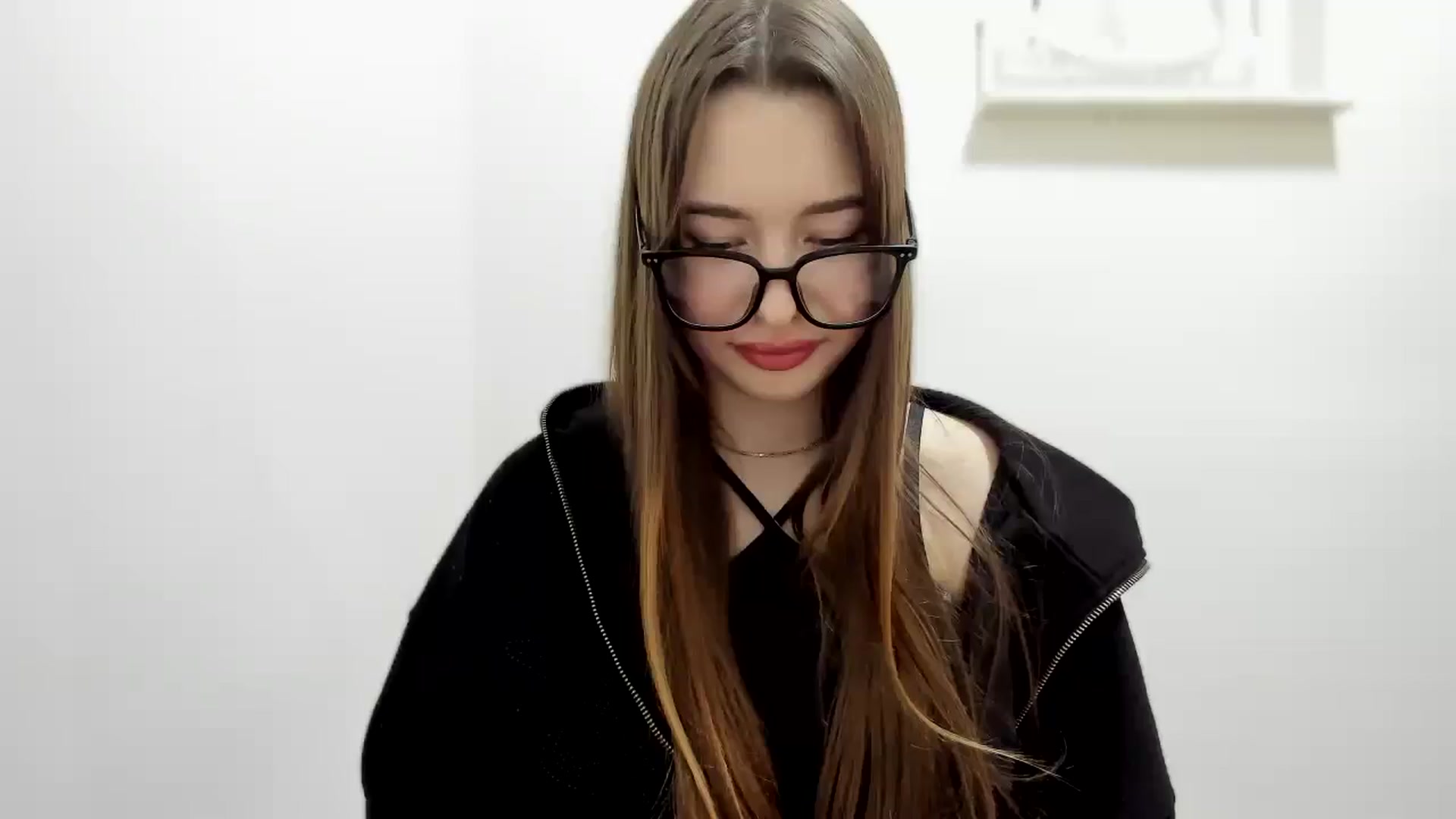 Gallery image thumbnail from DiscoGirl's myfreecams stream on, 01/13/2026, 19:05 image 15 of 20
