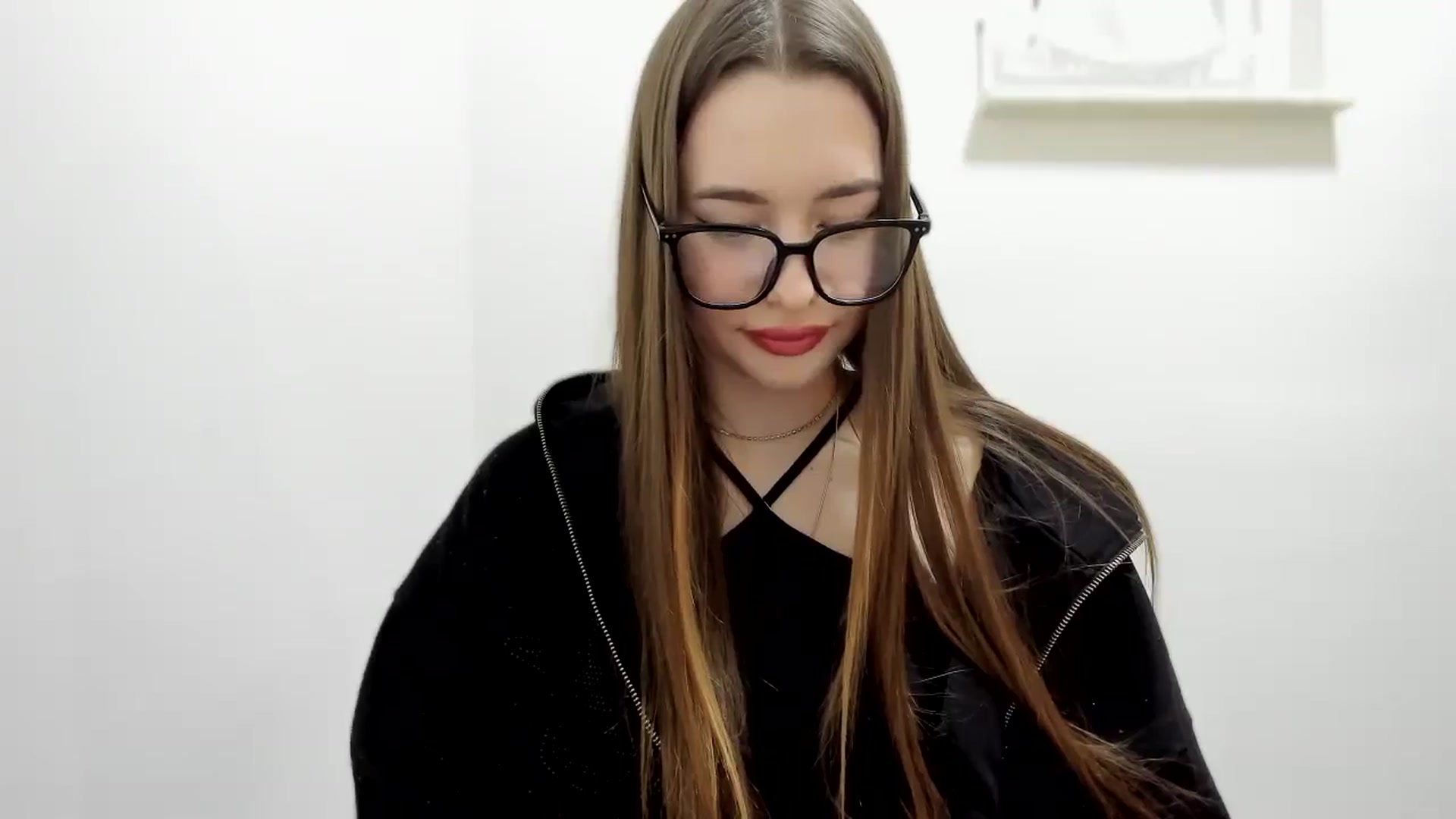 Gallery image thumbnail from DiscoGirl's myfreecams stream on, 01/13/2026, 19:05 image 13 of 20