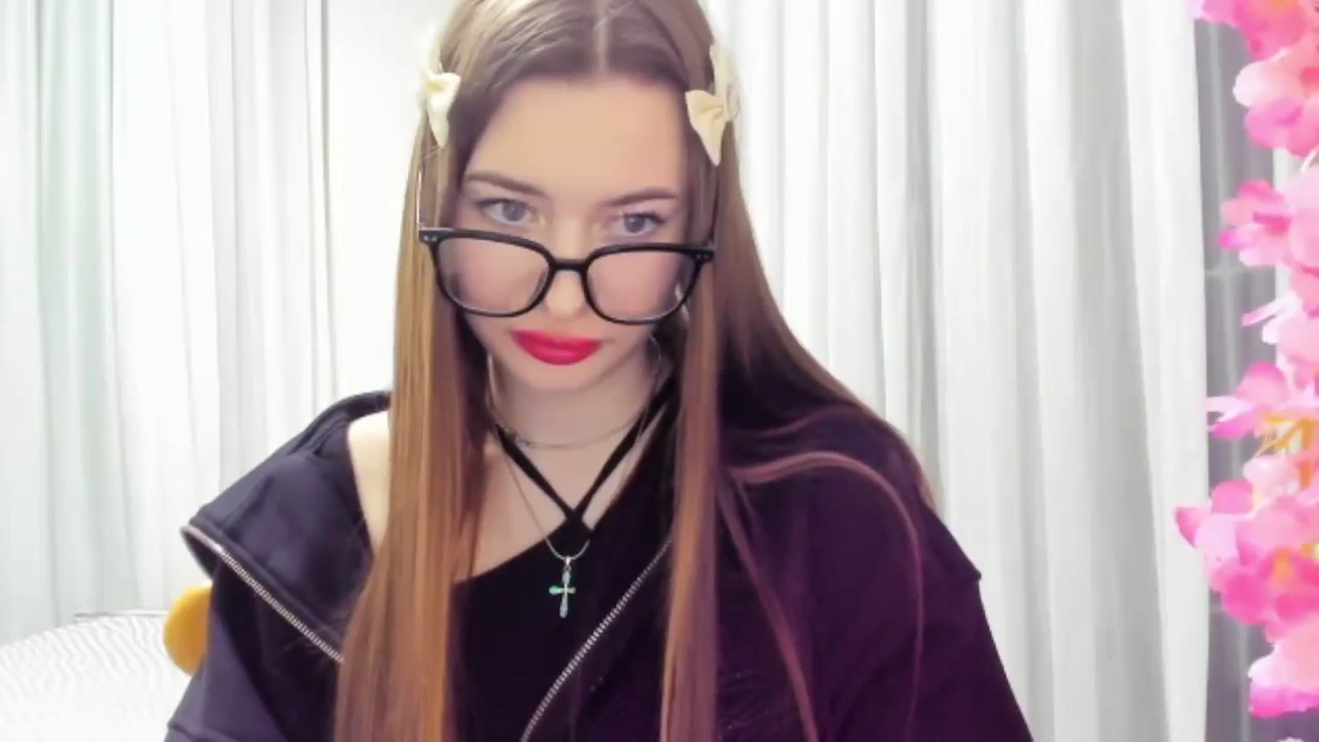 Gallery image thumbnail from DiscoGirl's myfreecams stream on, 01/14/2026, 18:34 image 12 of 20