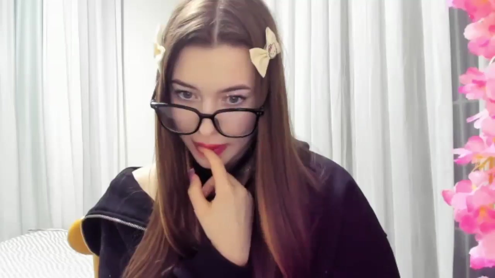 Gallery image thumbnail from DiscoGirl's myfreecams stream on, 01/14/2026, 19:09 image 16 of 20