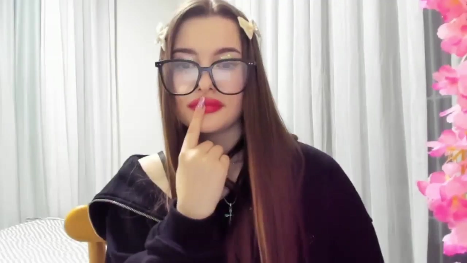 Gallery image thumbnail from DiscoGirl's myfreecams stream on, 01/14/2026, 19:09 image 13 of 20