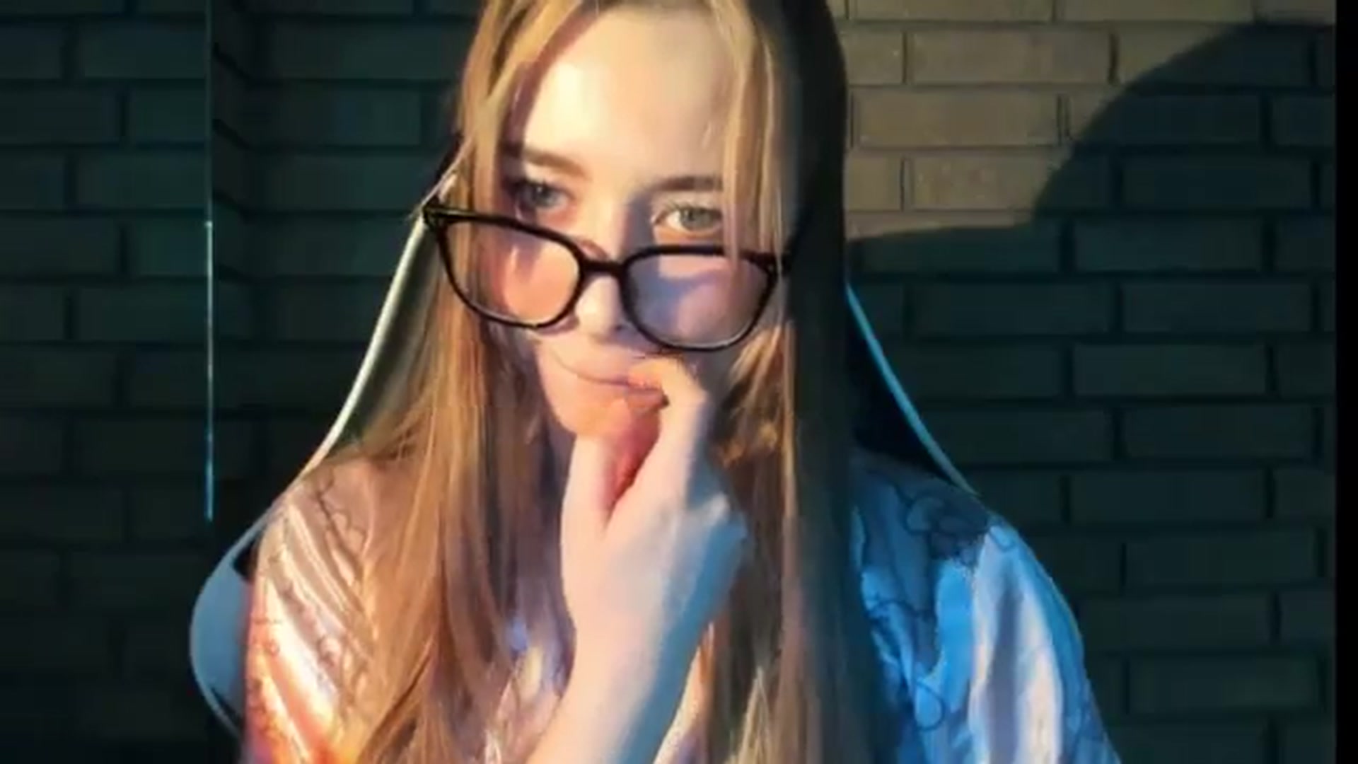 Gallery image thumbnail from DiscoGirl's myfreecams stream on, 02/14/2026, 13:44 image 15 of 20