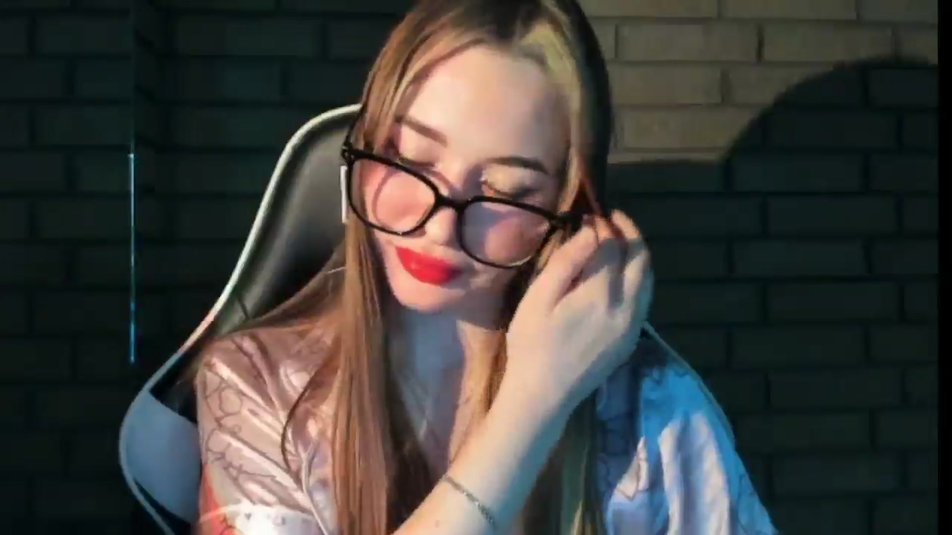 Gallery image thumbnail from DiscoGirl's myfreecams stream on, 02/14/2026, 13:44 image 9 of 20