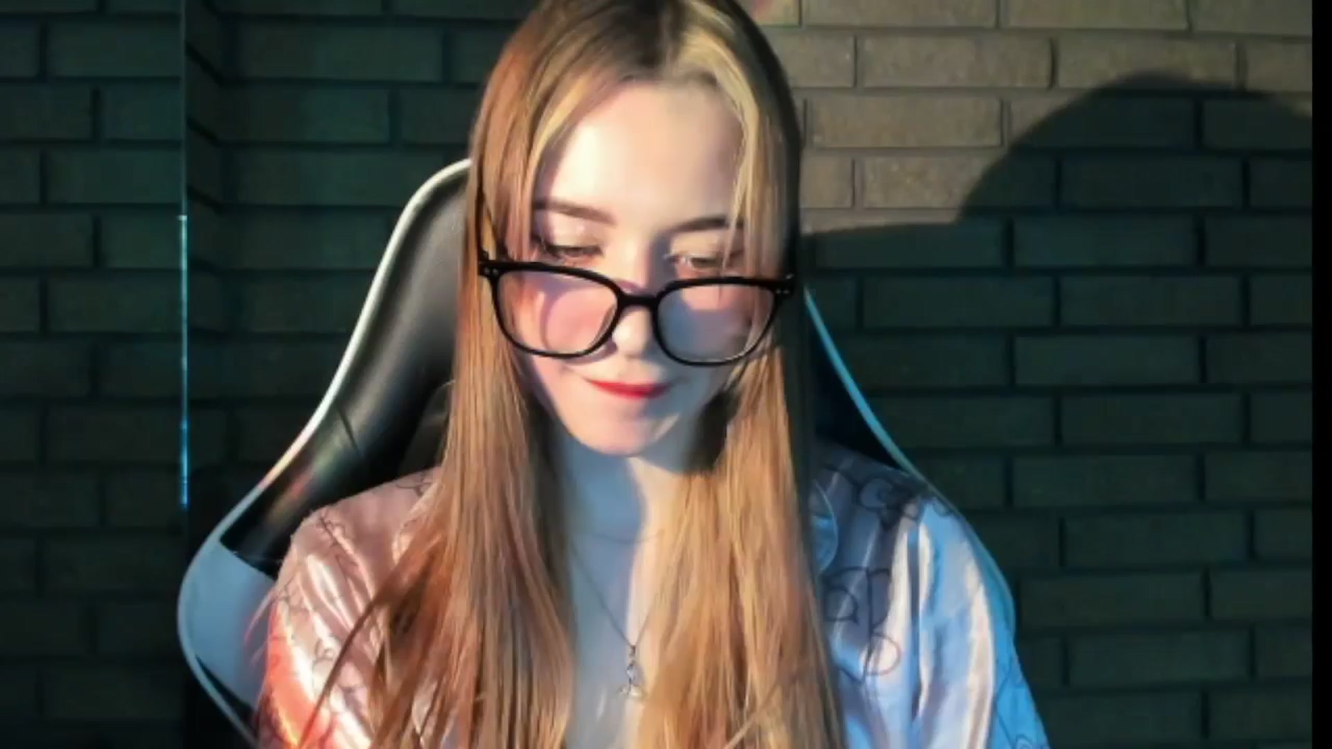Gallery image thumbnail from DiscoGirl's myfreecams stream on, 02/14/2026, 13:44 image 7 of 20