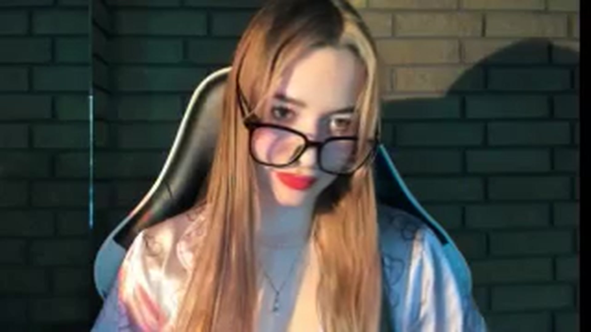 Gallery image thumbnail from DiscoGirl's myfreecams stream on, 02/14/2026, 13:44 image 18 of 20