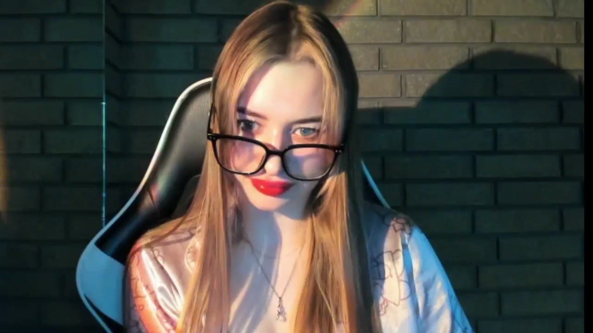 Gallery image thumbnail from DiscoGirl's myfreecams stream on, 02/14/2026, 15:33 image 8 of 20