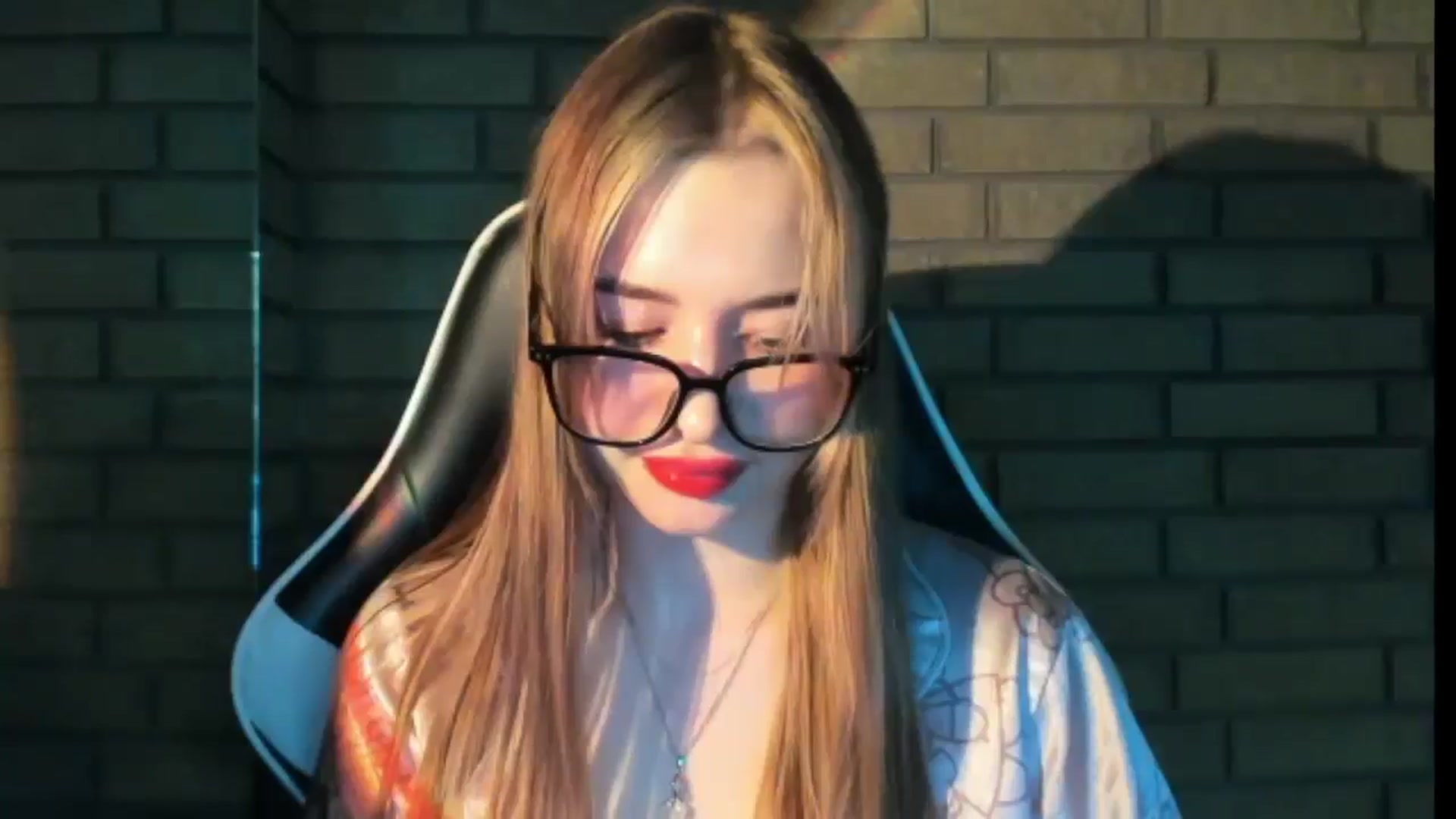 Gallery image thumbnail from DiscoGirl's myfreecams stream on, 02/14/2026, 15:33 image 18 of 20