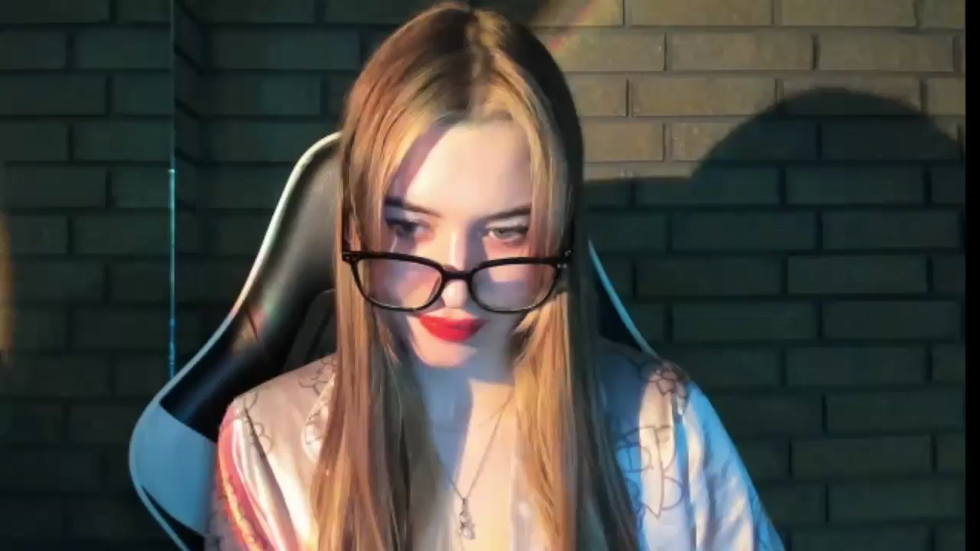 Gallery image thumbnail from DiscoGirl's myfreecams stream on, 02/14/2026, 15:33 image 13 of 20