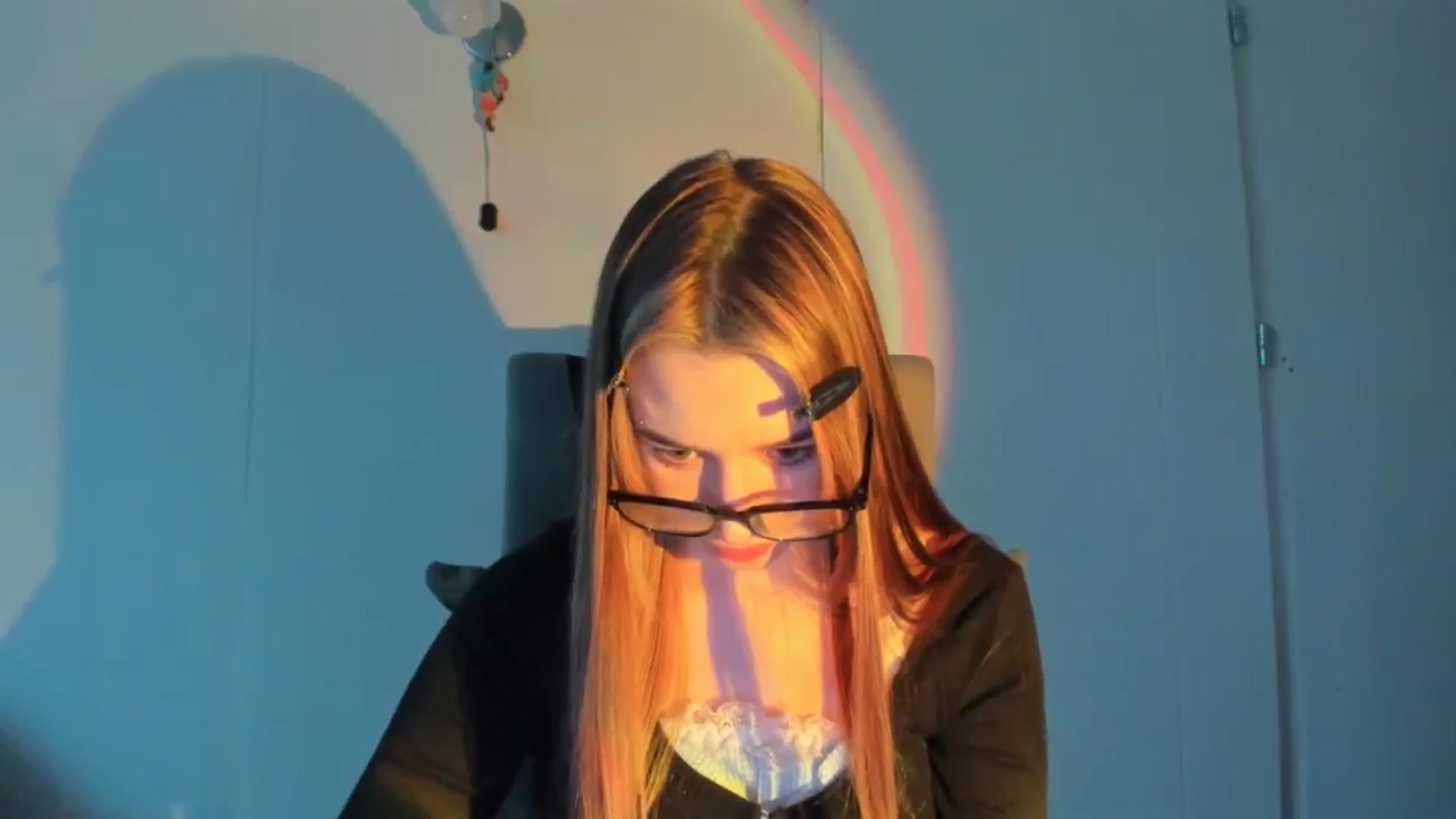 Gallery image thumbnail from DiscoGirl's myfreecams stream on, 02/25/2026, 16:23 image 12 of 20